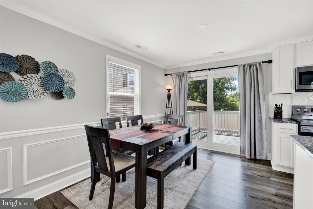 329 Regency Cir
