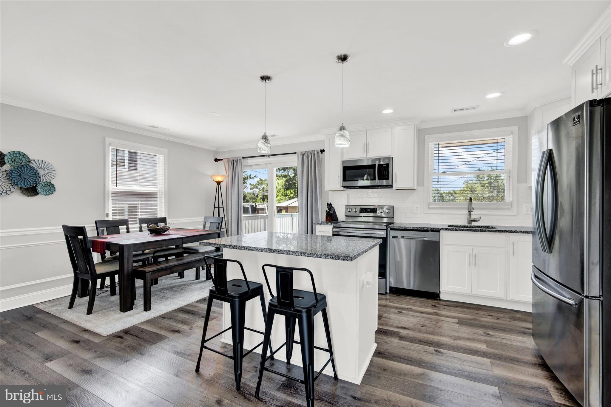 329 Regency Cir