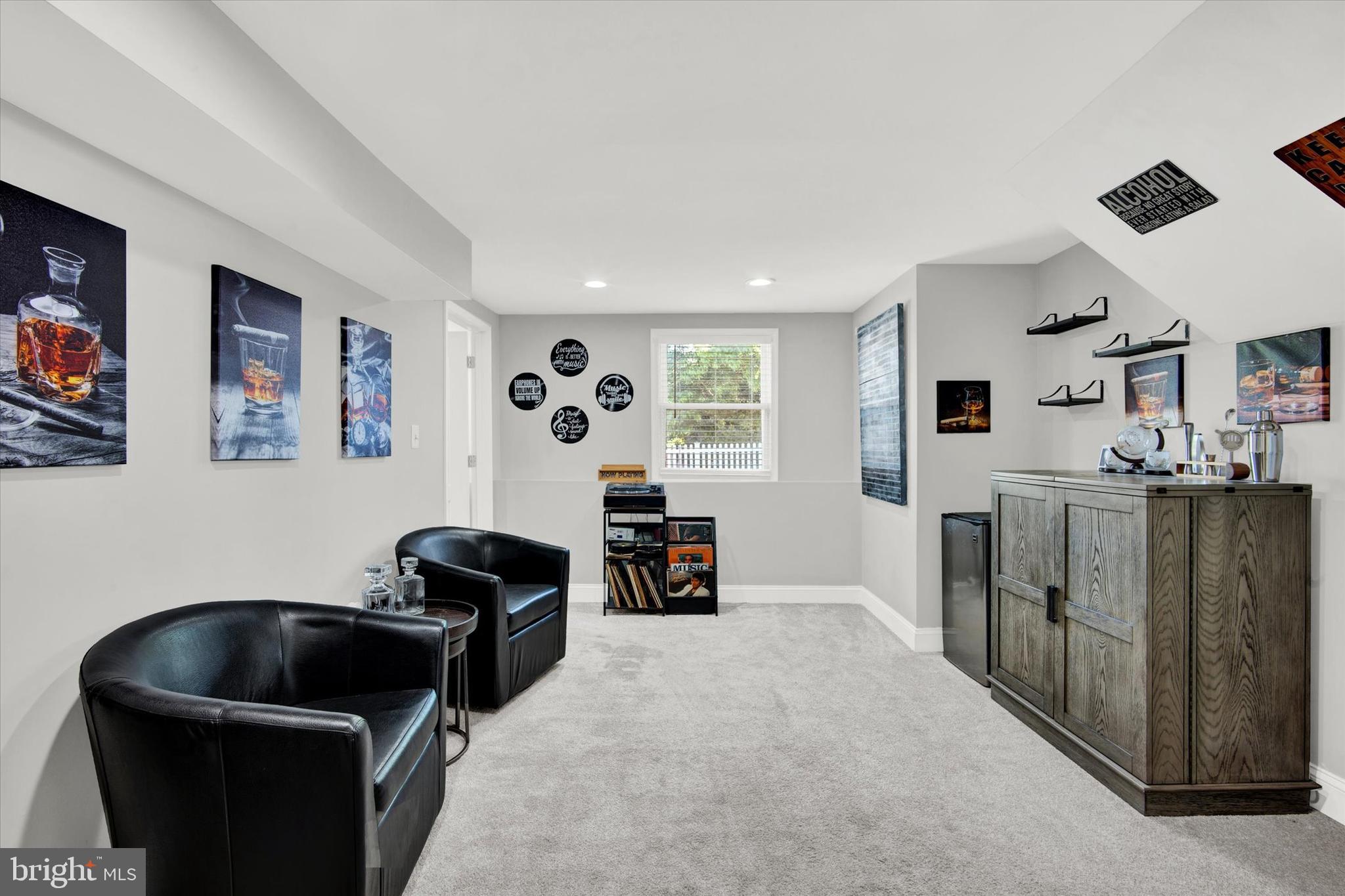 329 Regency Cir