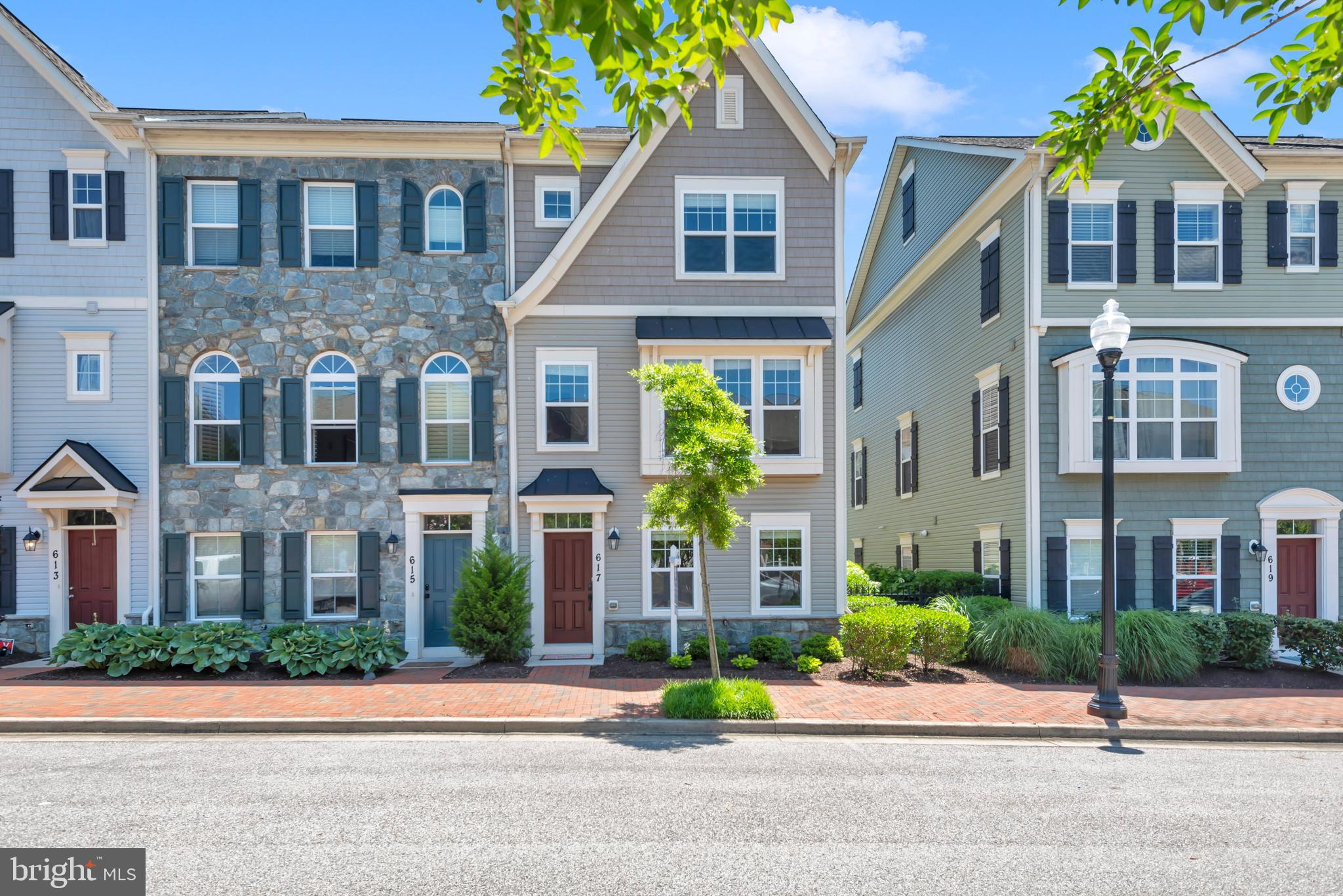 617 S CHERRY GROVE AVE