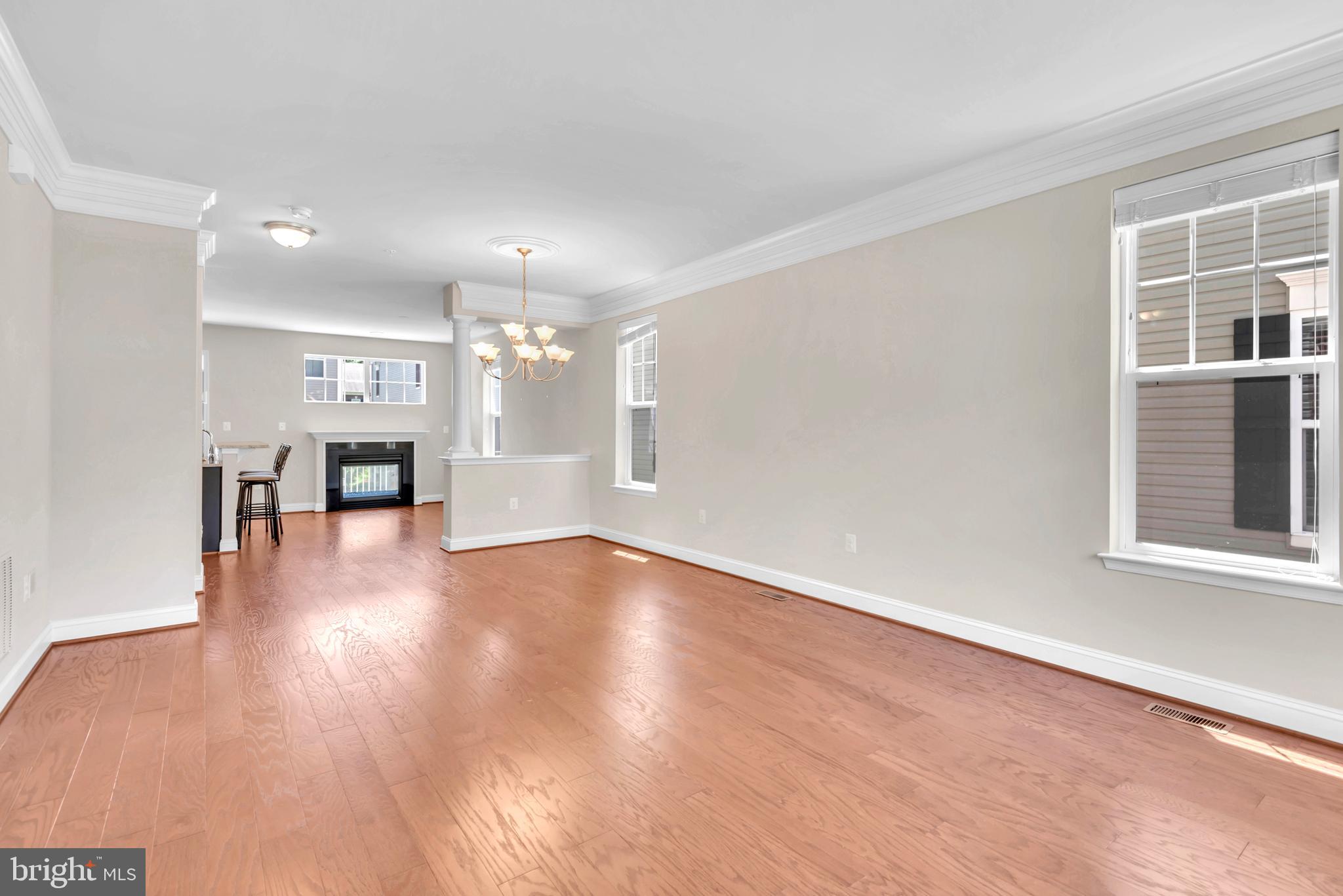617 S CHERRY GROVE AVE