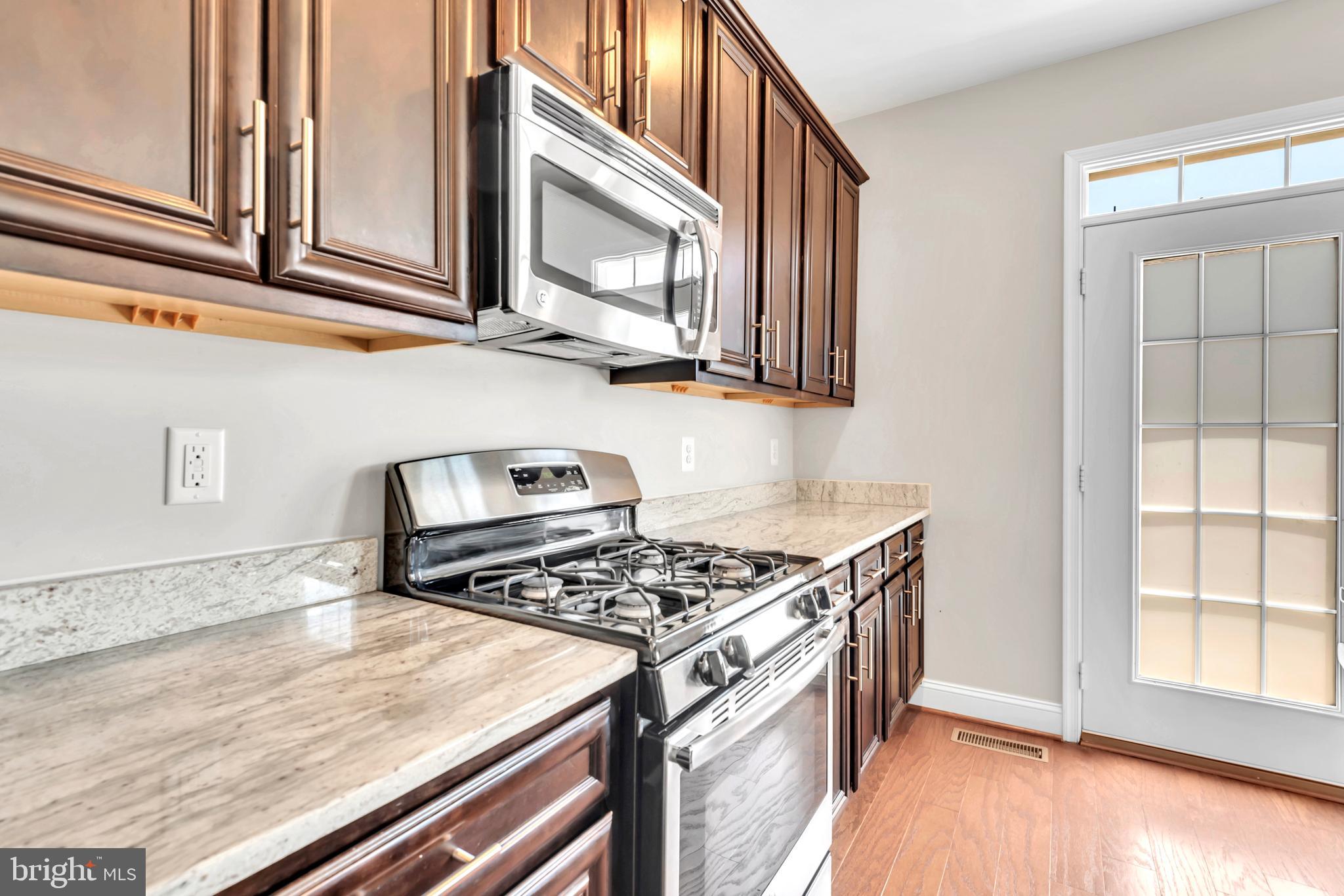 617 S CHERRY GROVE AVE
