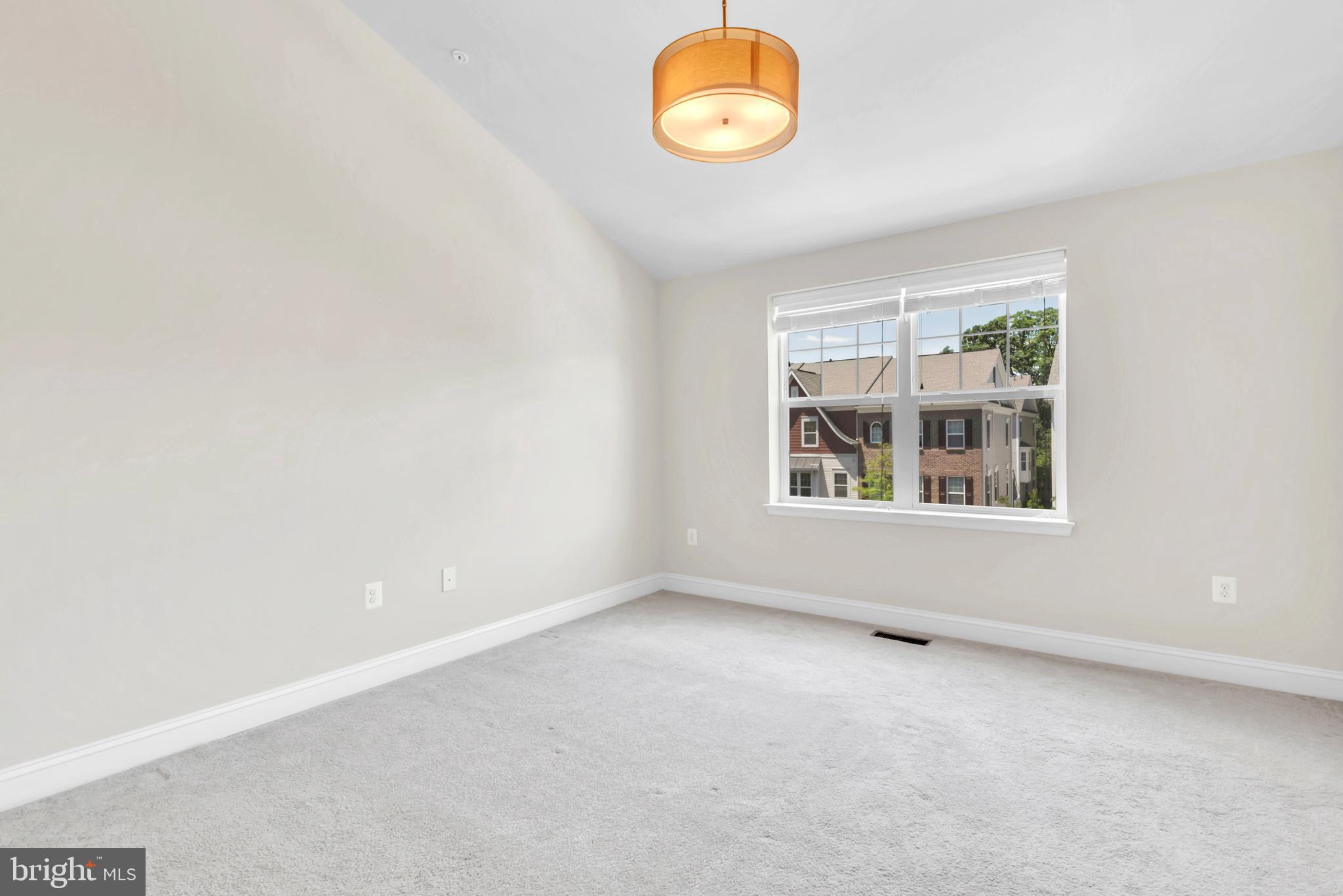 617 S CHERRY GROVE AVE