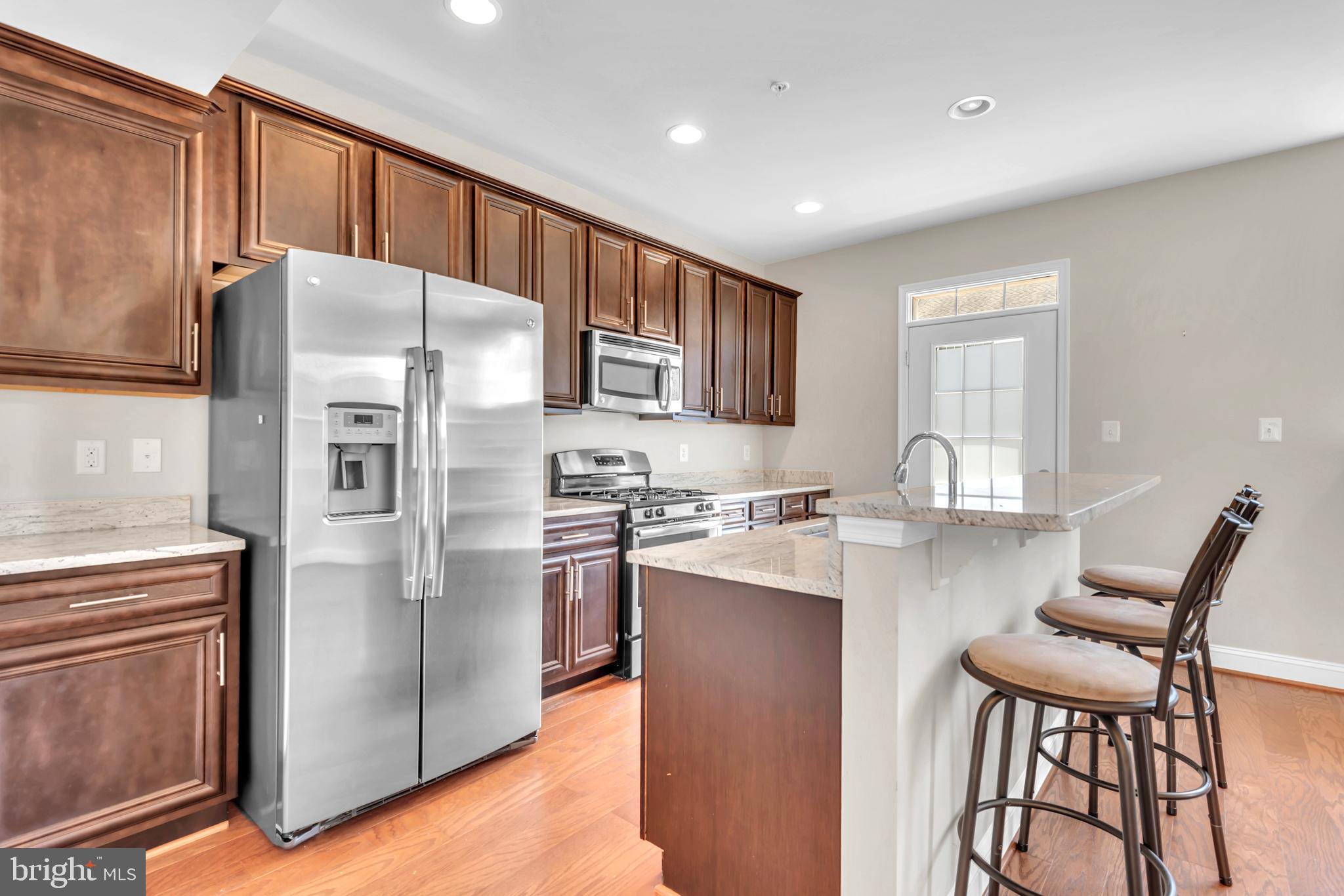 617 S CHERRY GROVE AVE