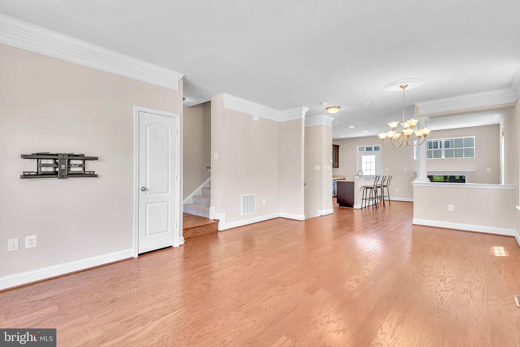617 S CHERRY GROVE AVE