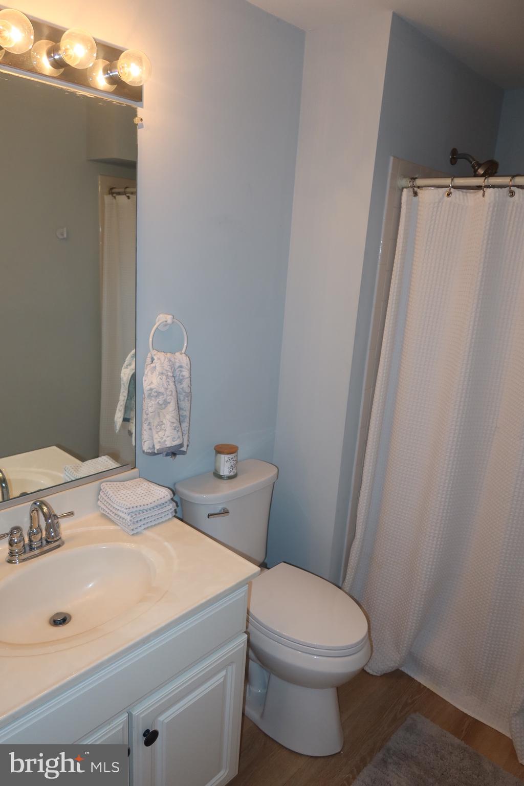 514 Francis Nicholson Way