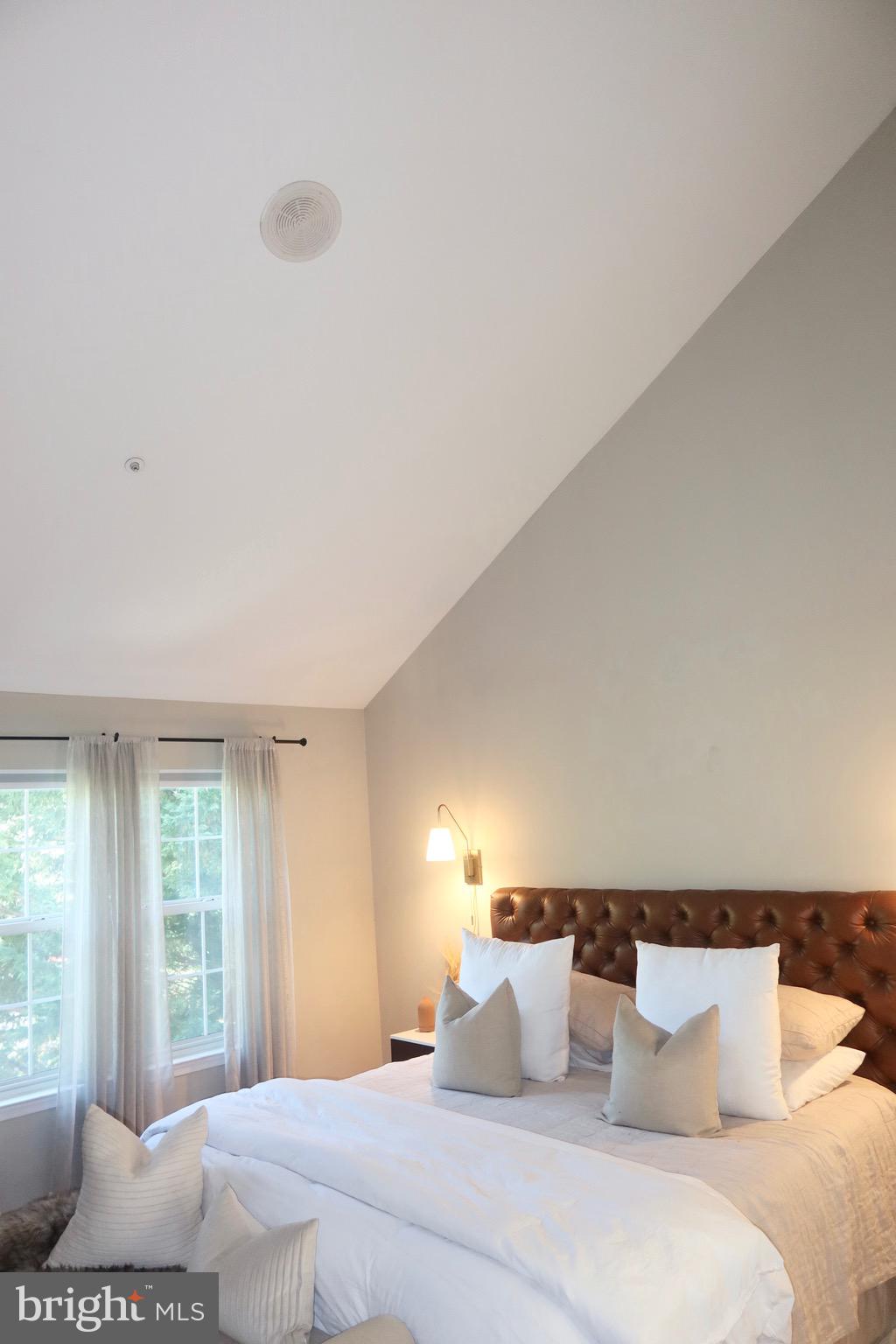 514 Francis Nicholson Way