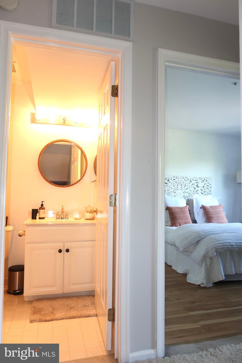 514 Francis Nicholson Way