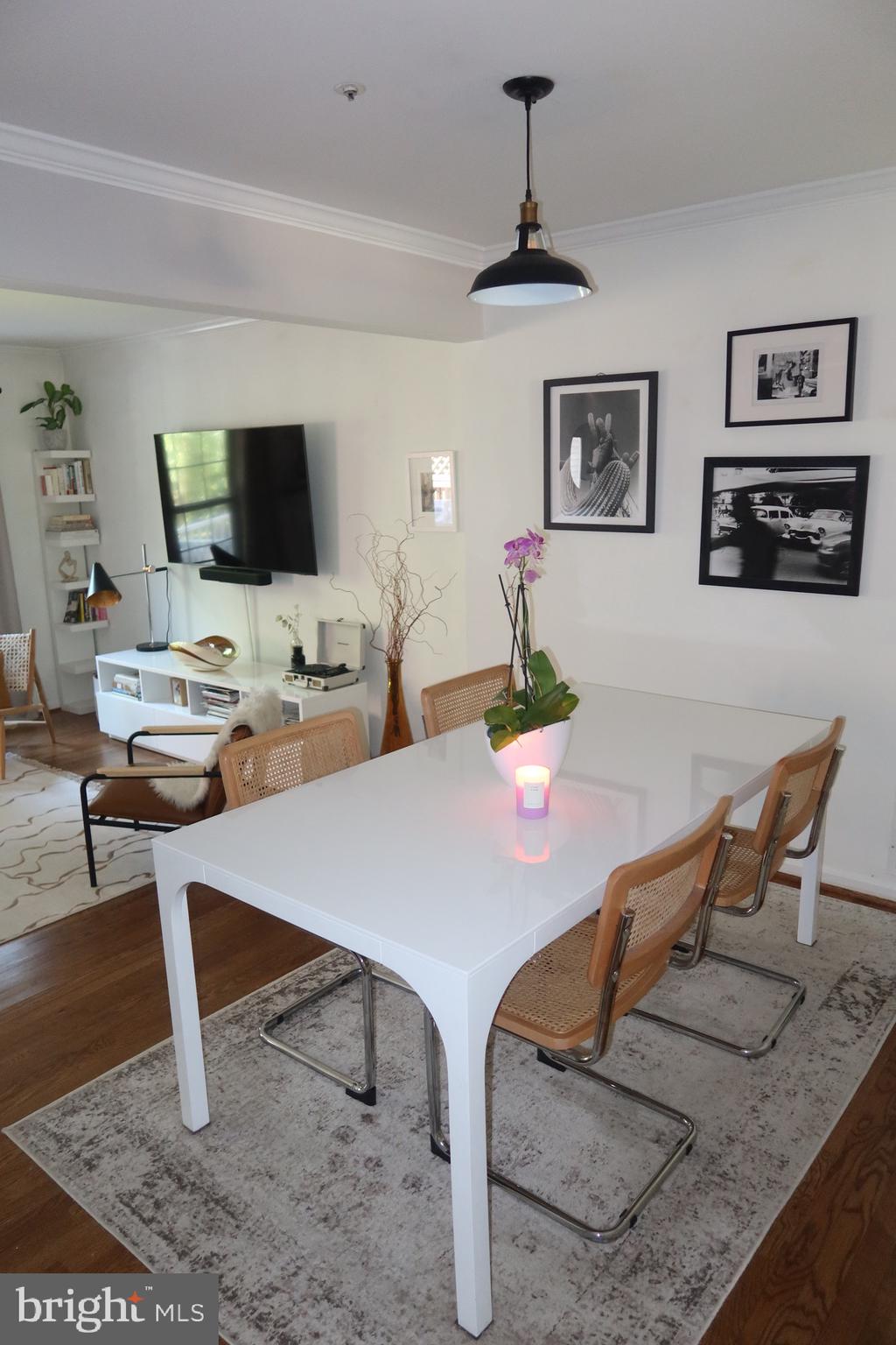 514 Francis Nicholson Way