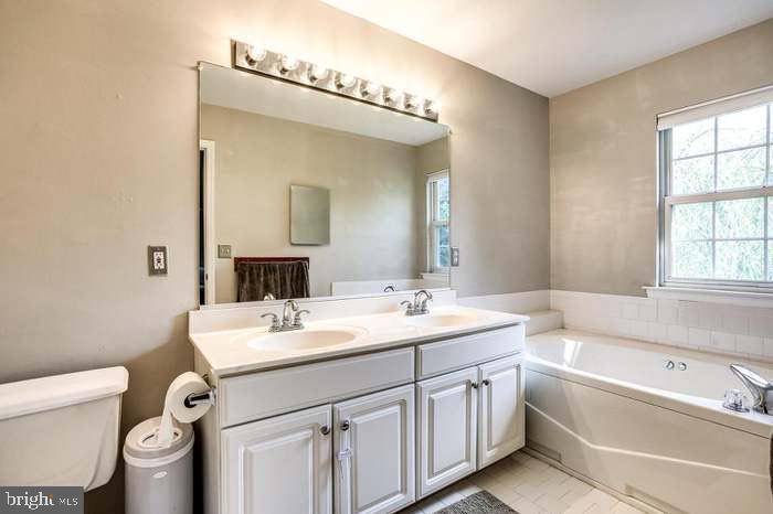 514 Francis Nicholson Way