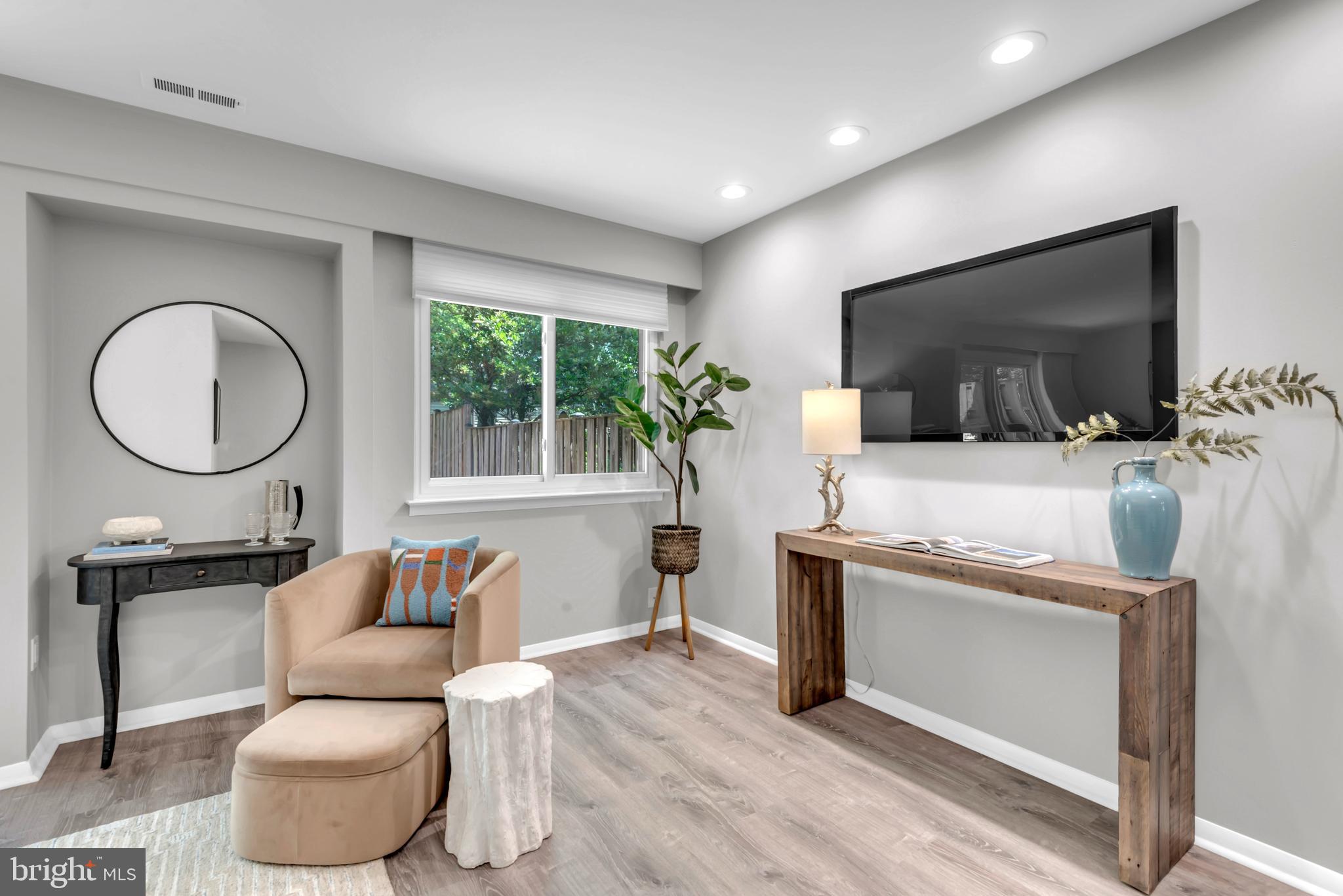 1039 Cedar Ridge Ct