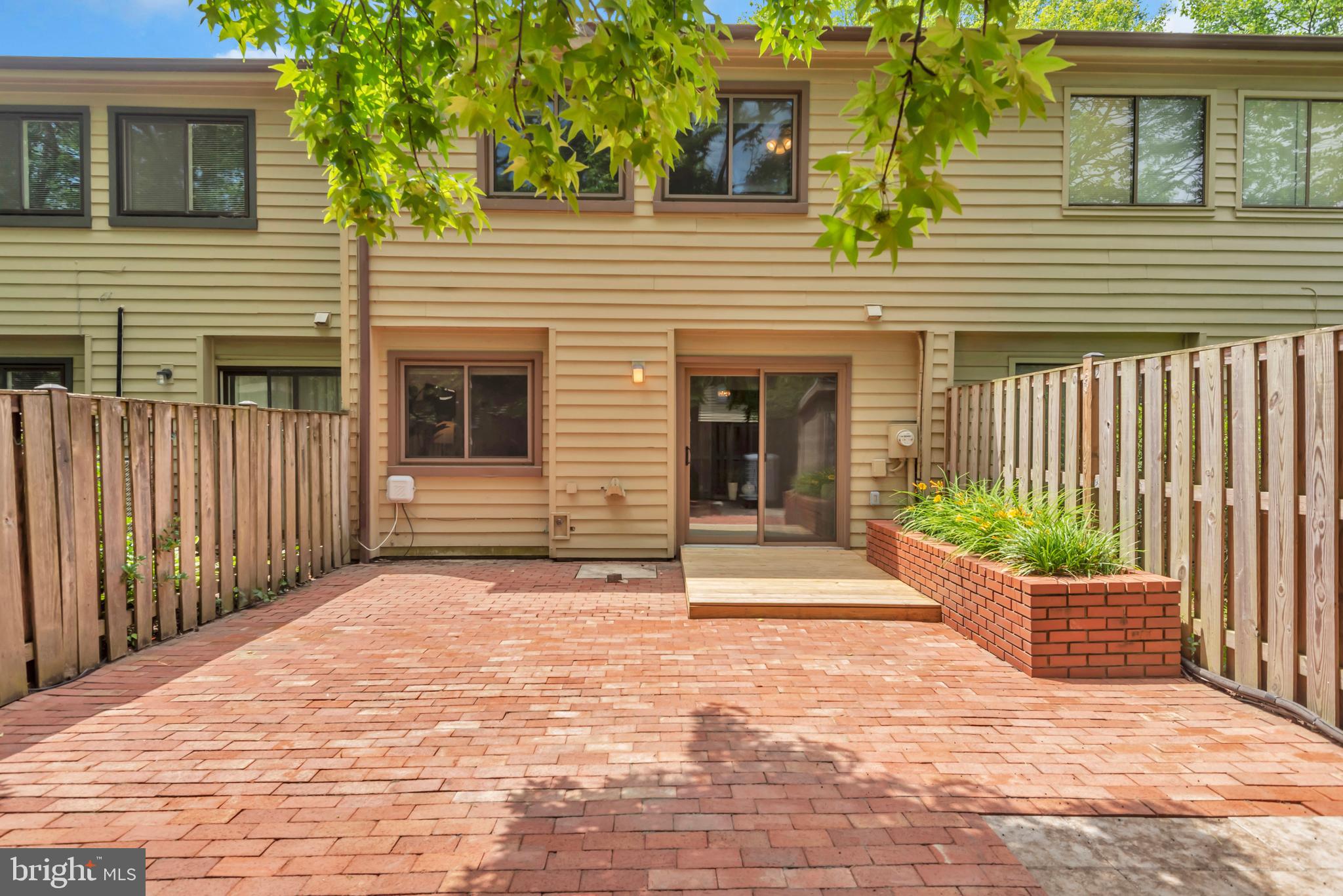 1039 Cedar Ridge Ct