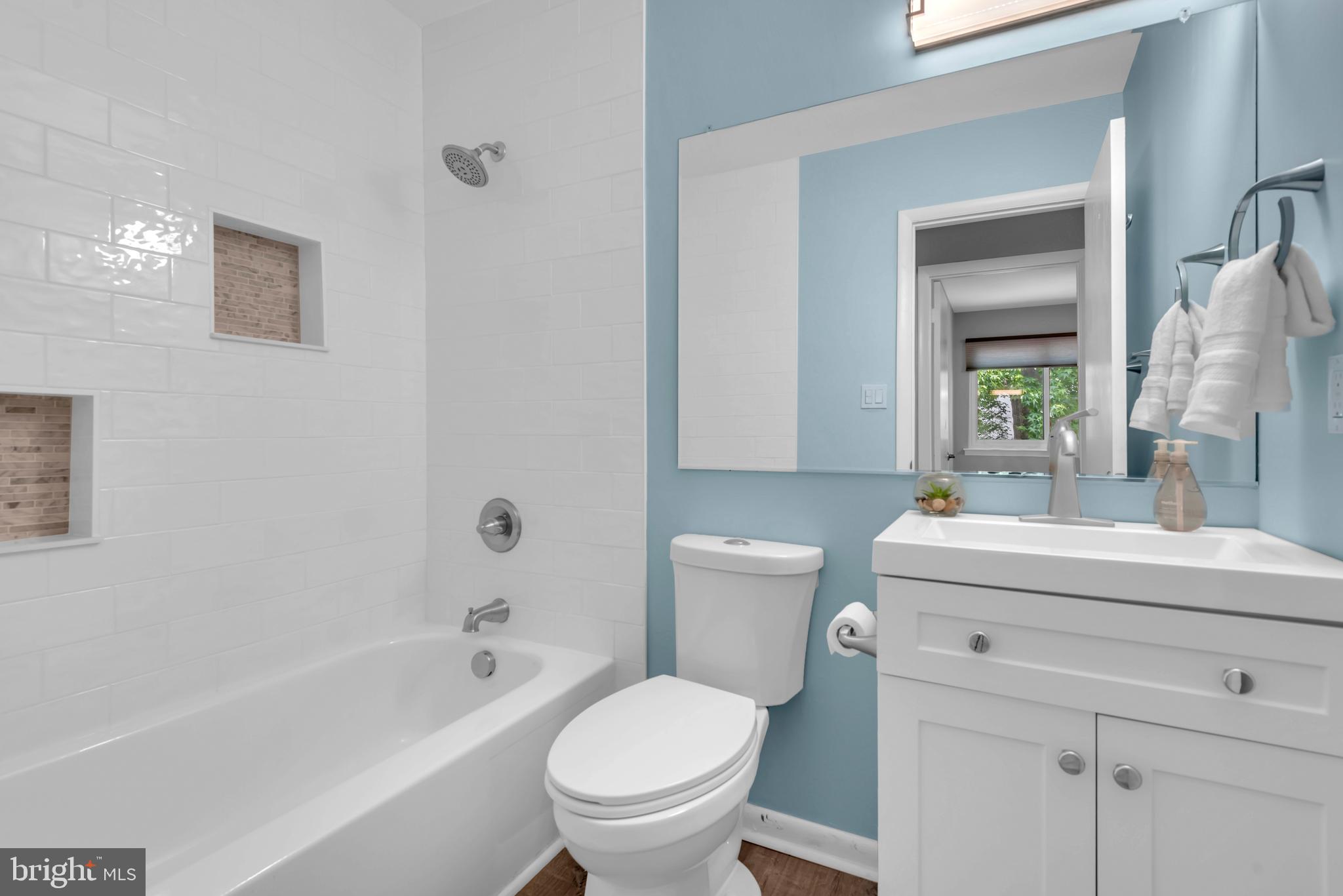 1039 Cedar Ridge Ct