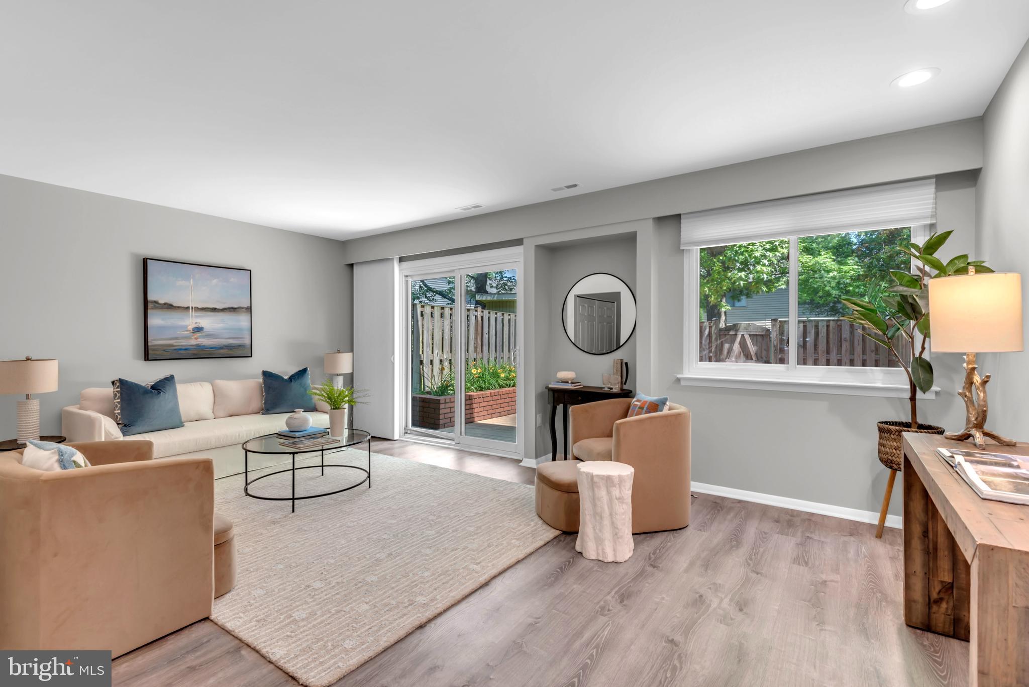 1039 Cedar Ridge Ct