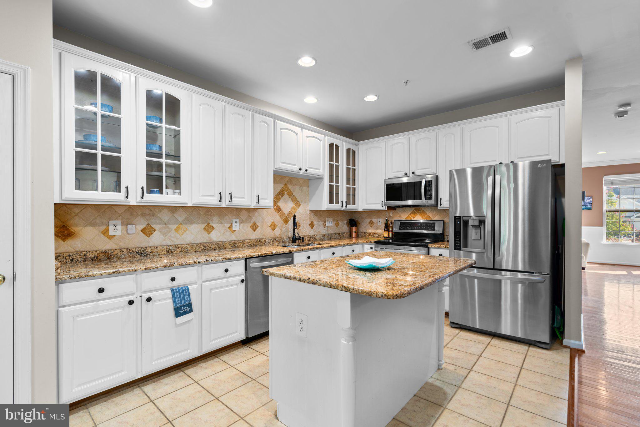 80 Two Rivers Dr