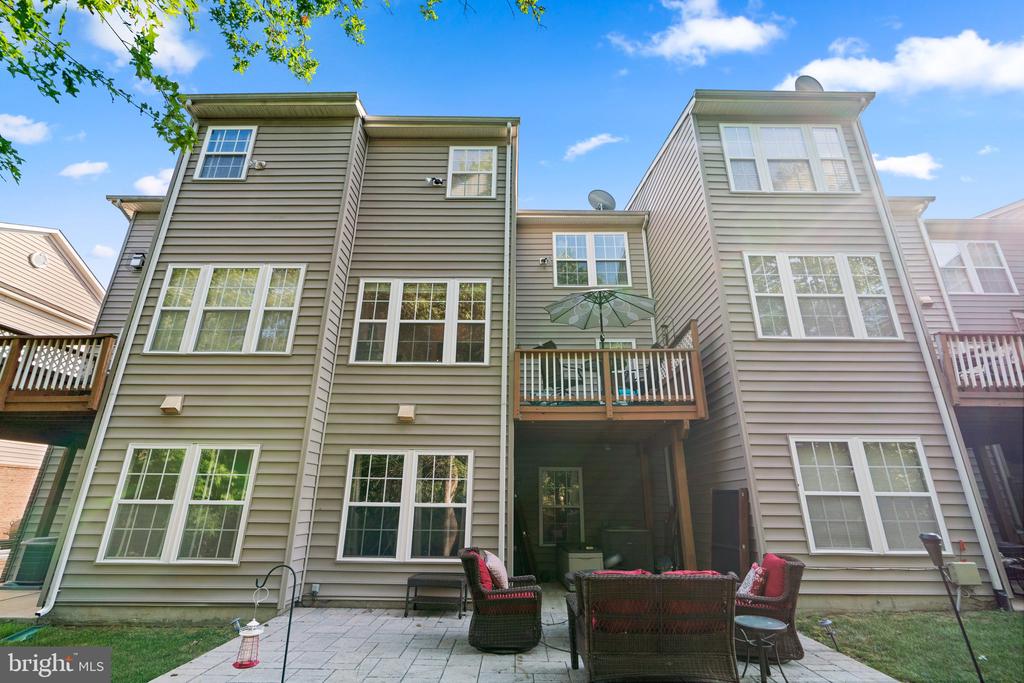 80 Two Rivers Dr