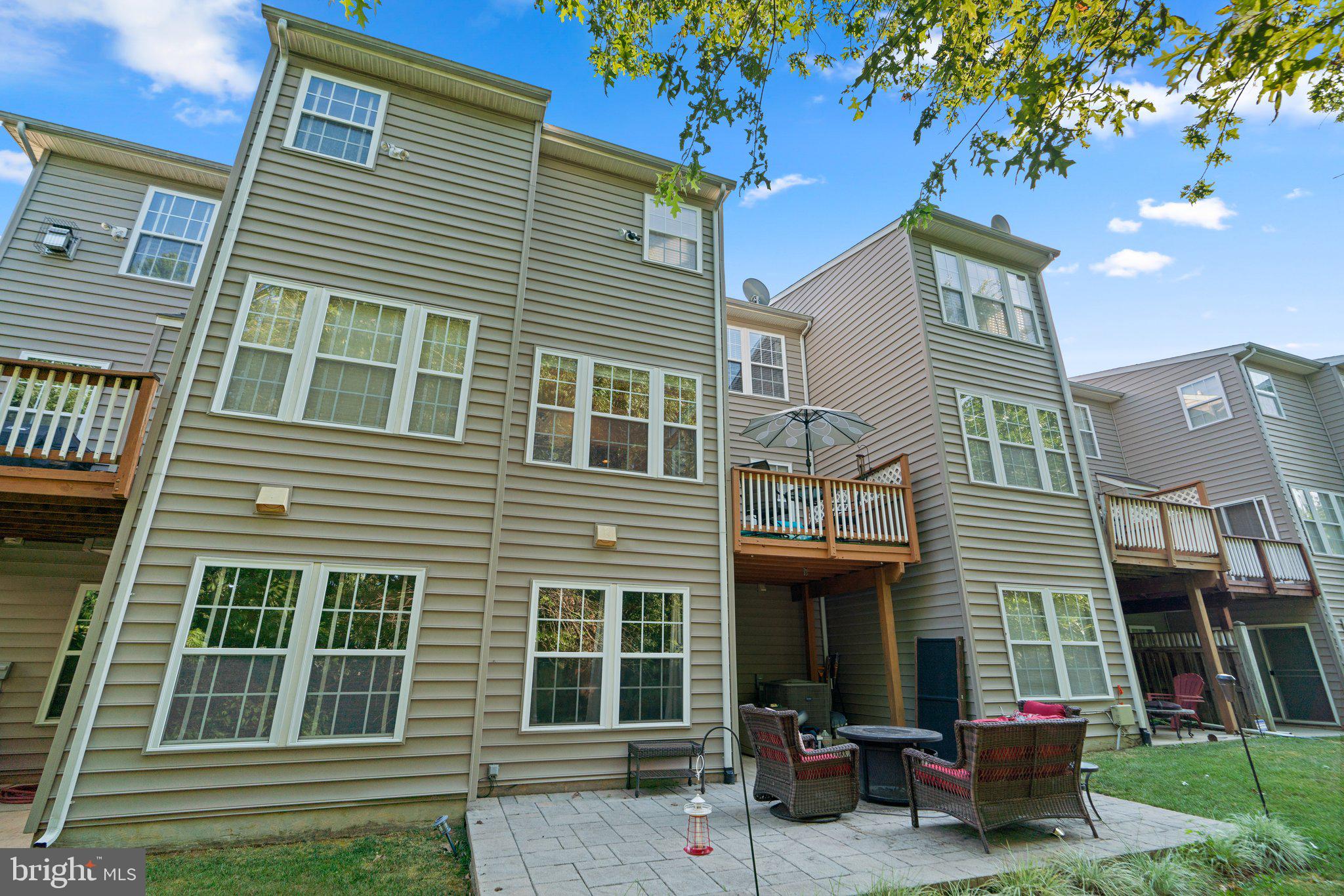 80 Two Rivers Dr