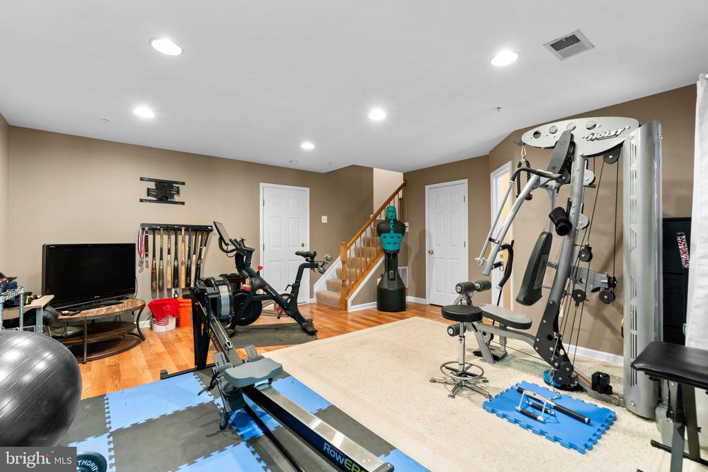 80 Two Rivers Dr