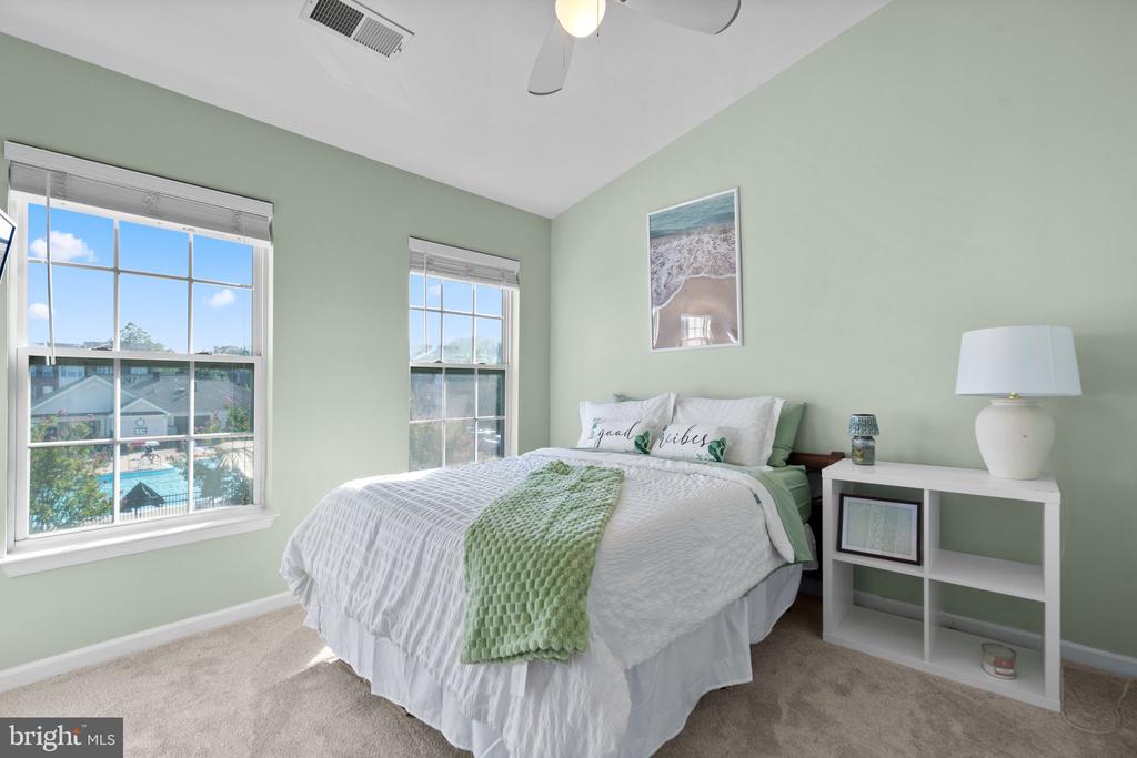 80 Two Rivers Dr