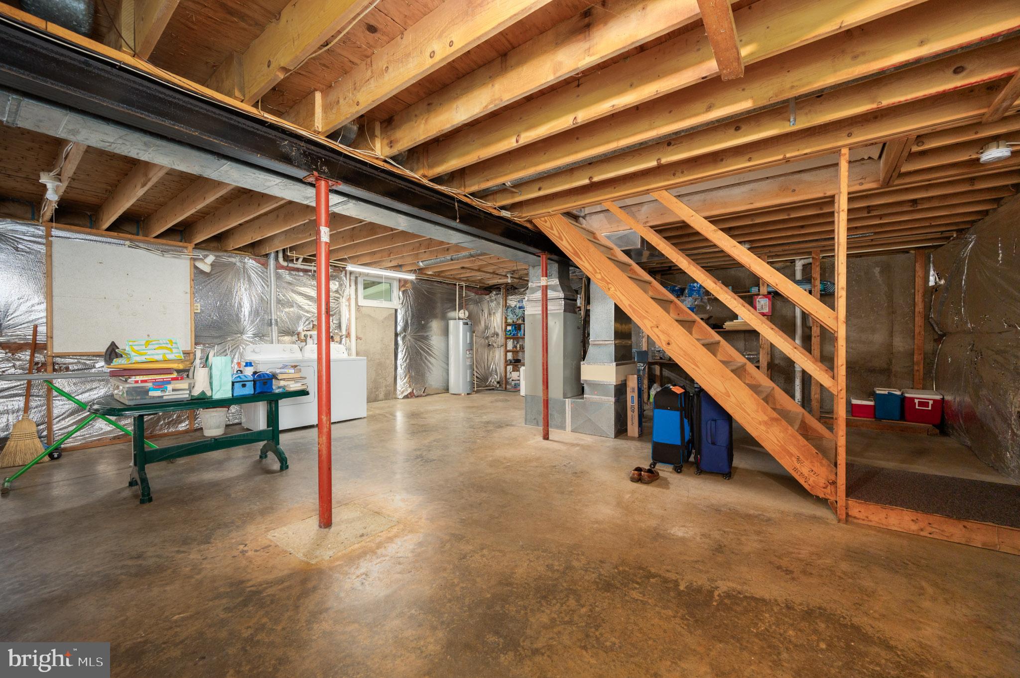 1149 Neptune Pl
