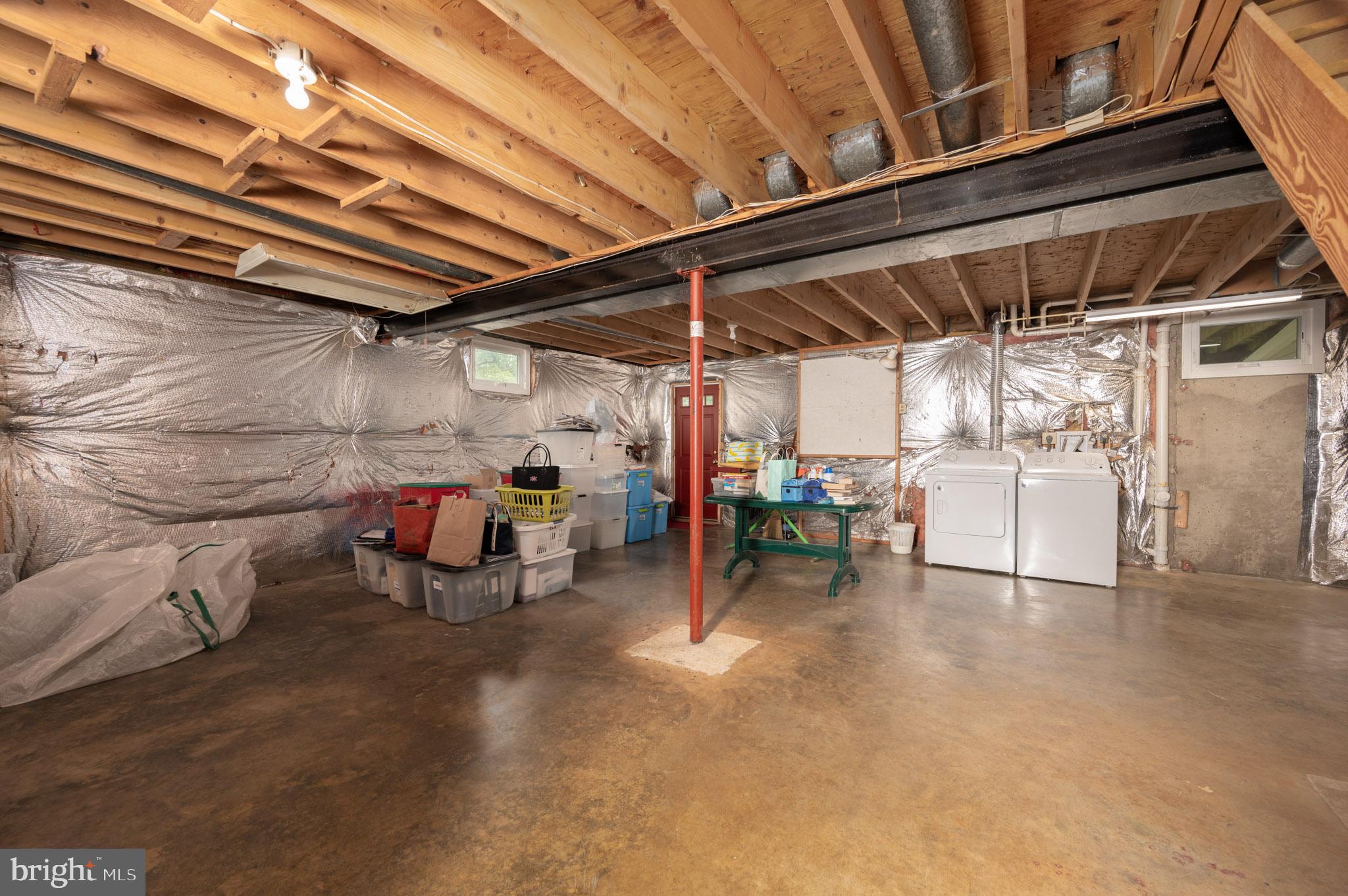 1149 Neptune Pl