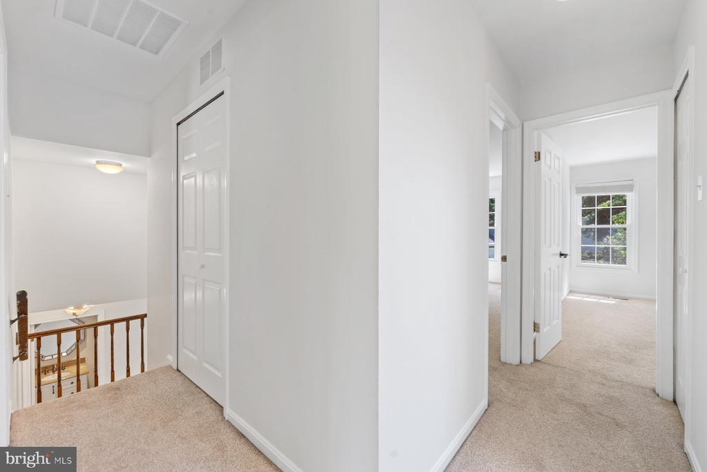 301 Saddle Ridge Rd