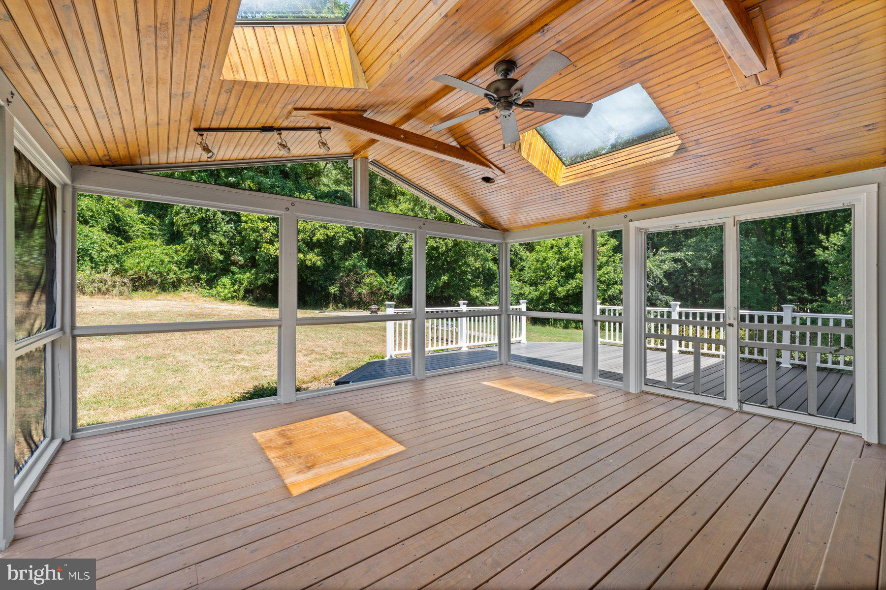 301 Saddle Ridge Rd