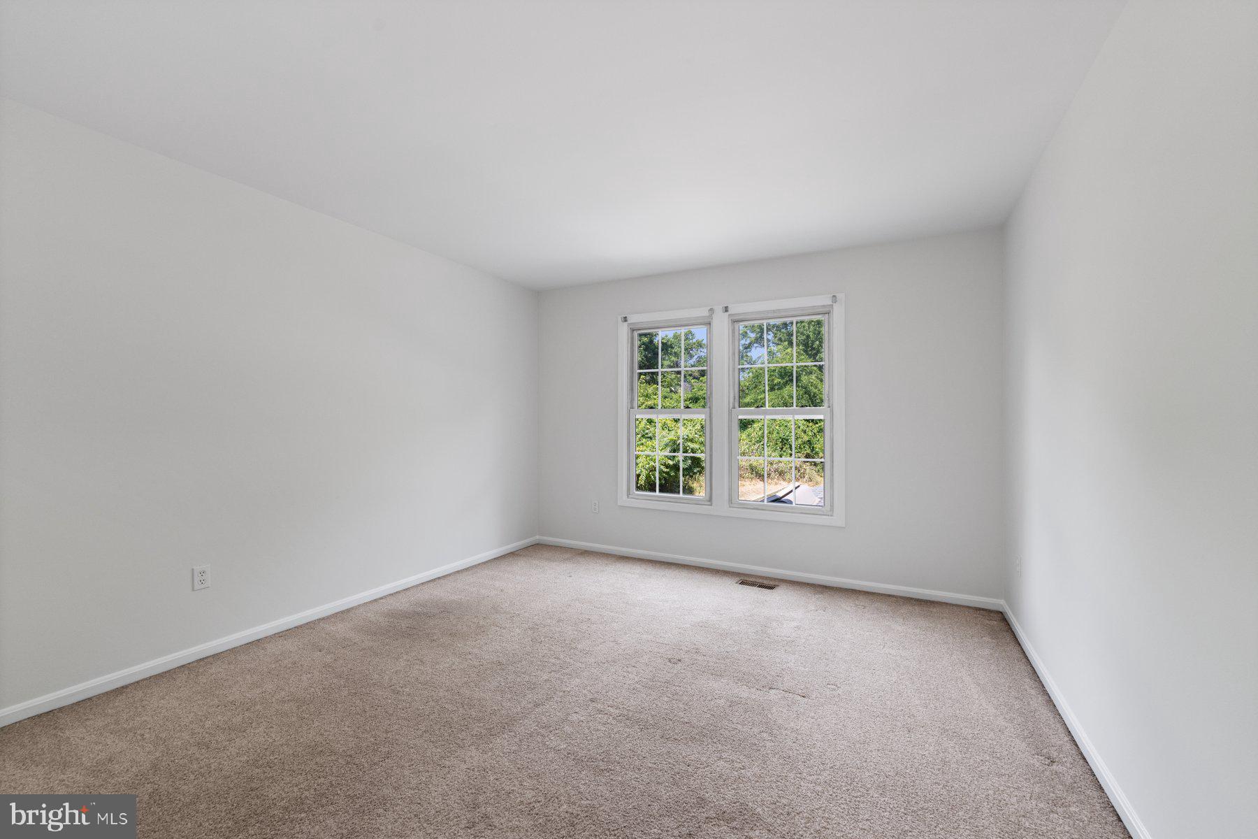 301 Saddle Ridge Rd