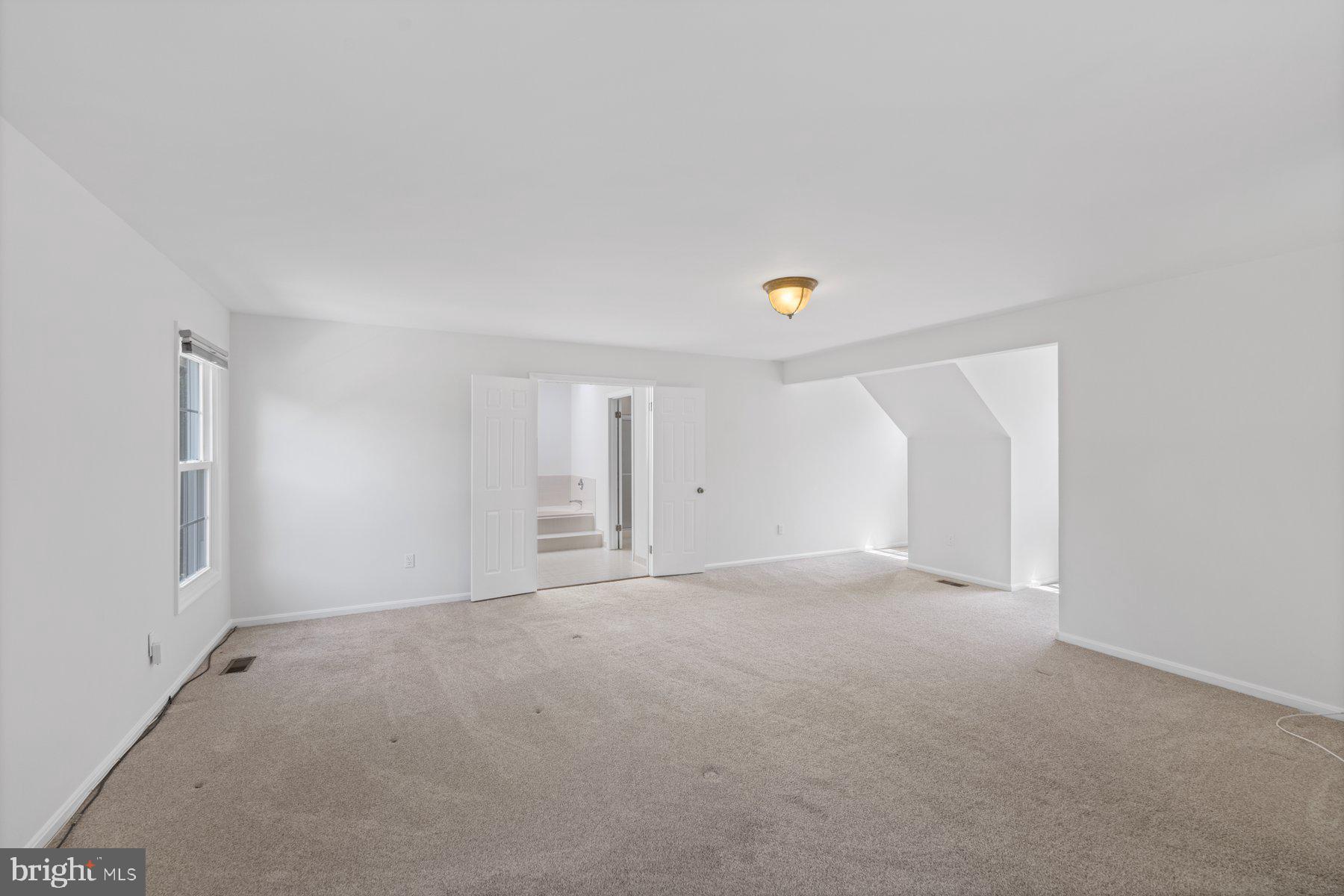 301 Saddle Ridge Rd