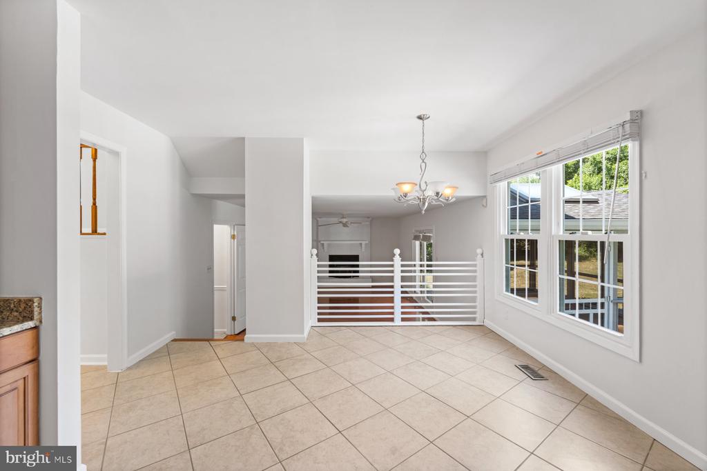 301 Saddle Ridge Rd