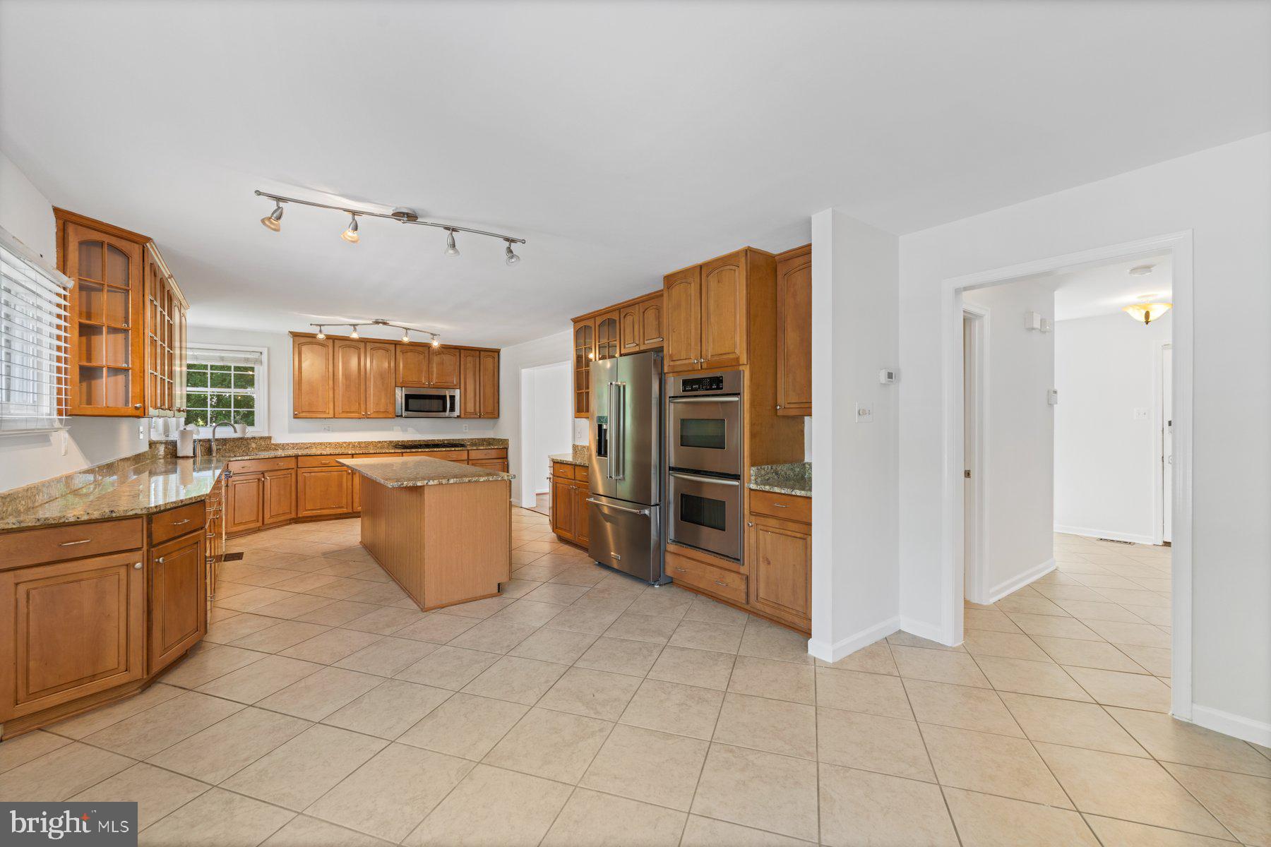 301 Saddle Ridge Rd