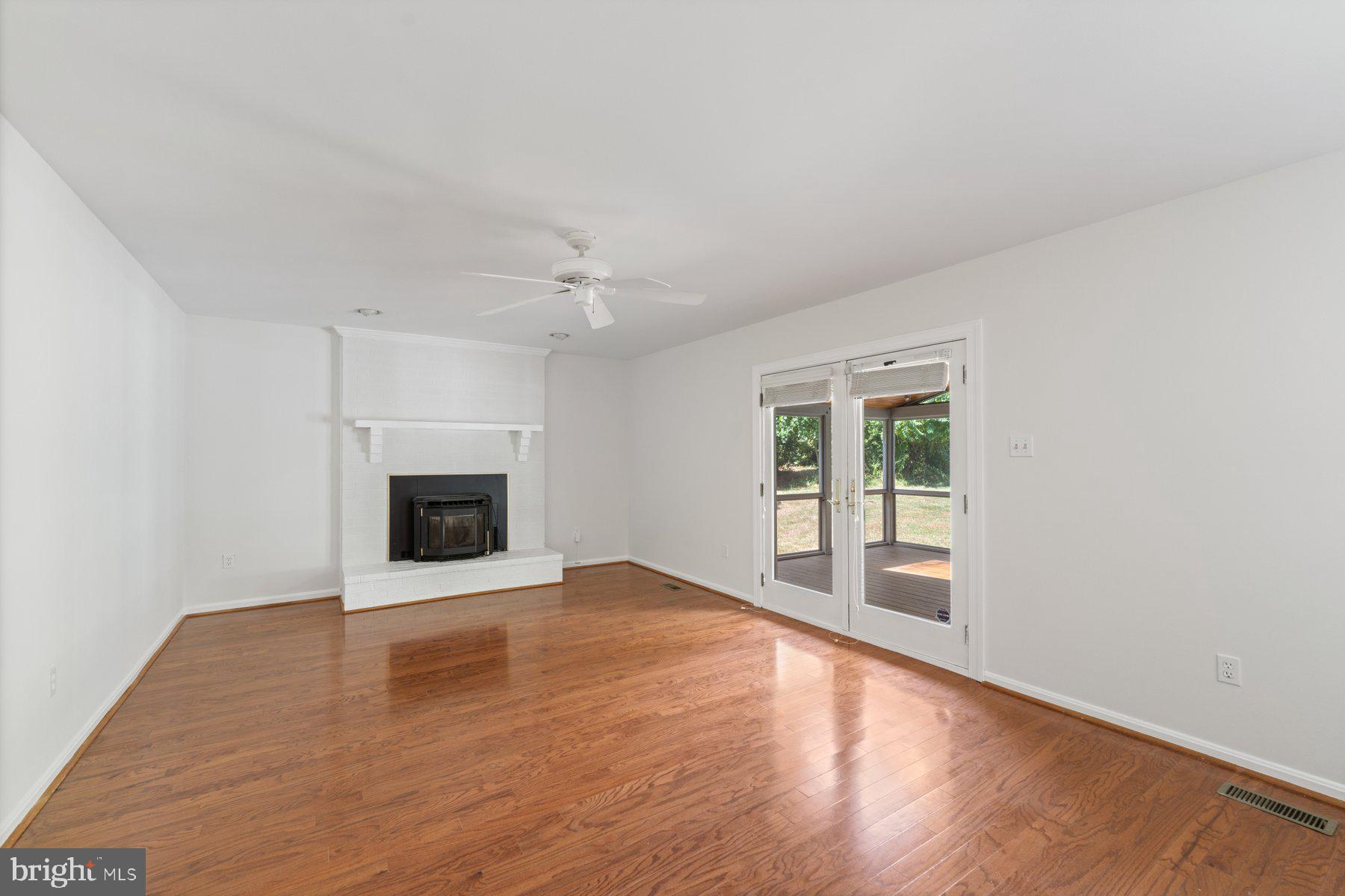 301 Saddle Ridge Rd