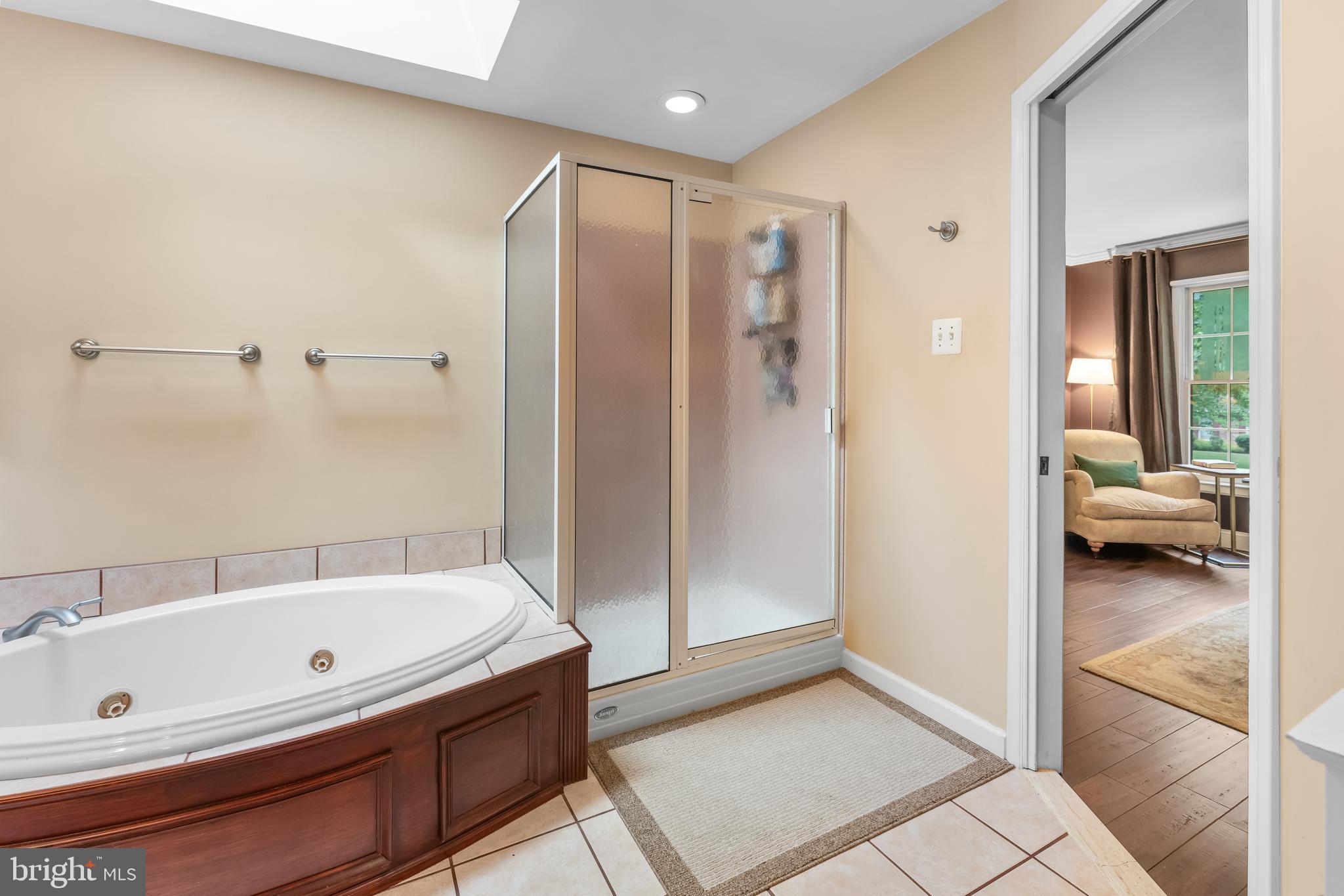 205 Glencolter Ct