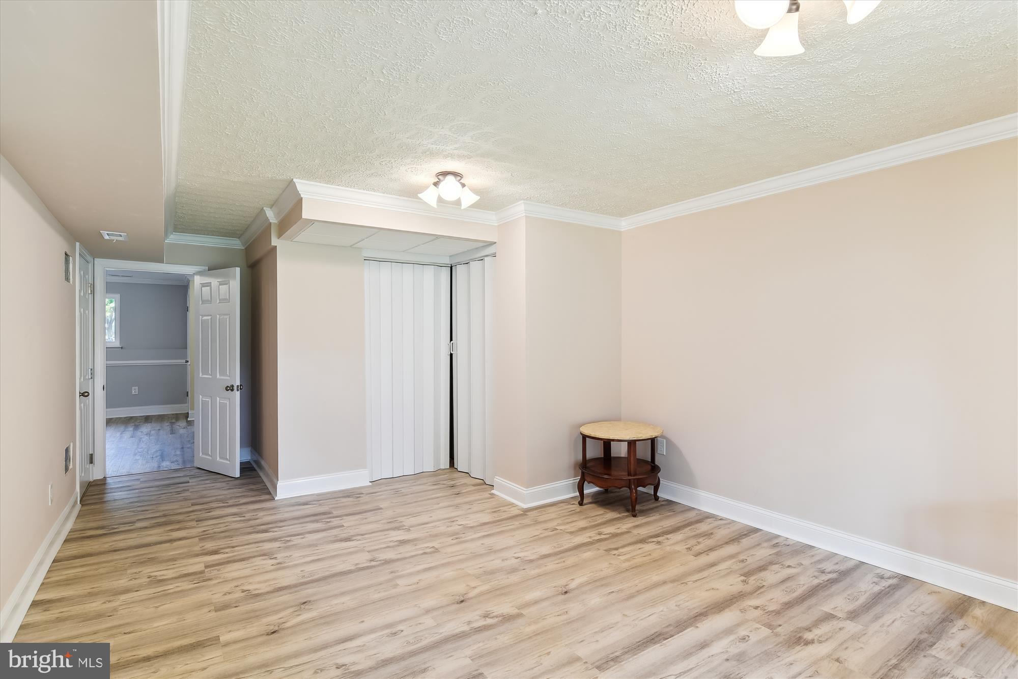 1031 Saint Margarets Dr