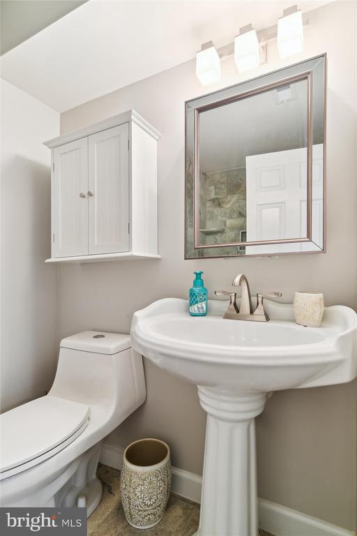1031 Saint Margarets Dr