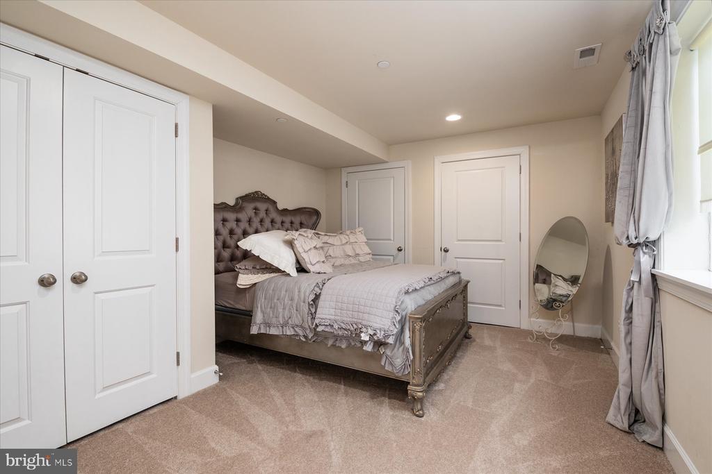 192 Cypress Creek Rd