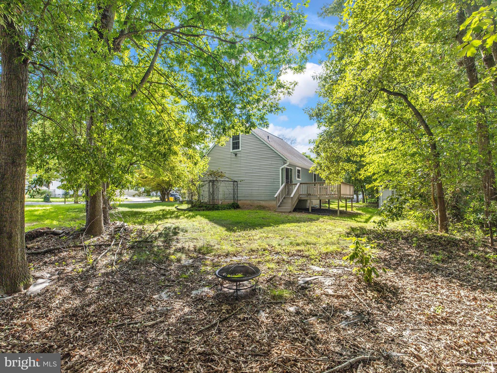 1402 Iron Horse Ct
