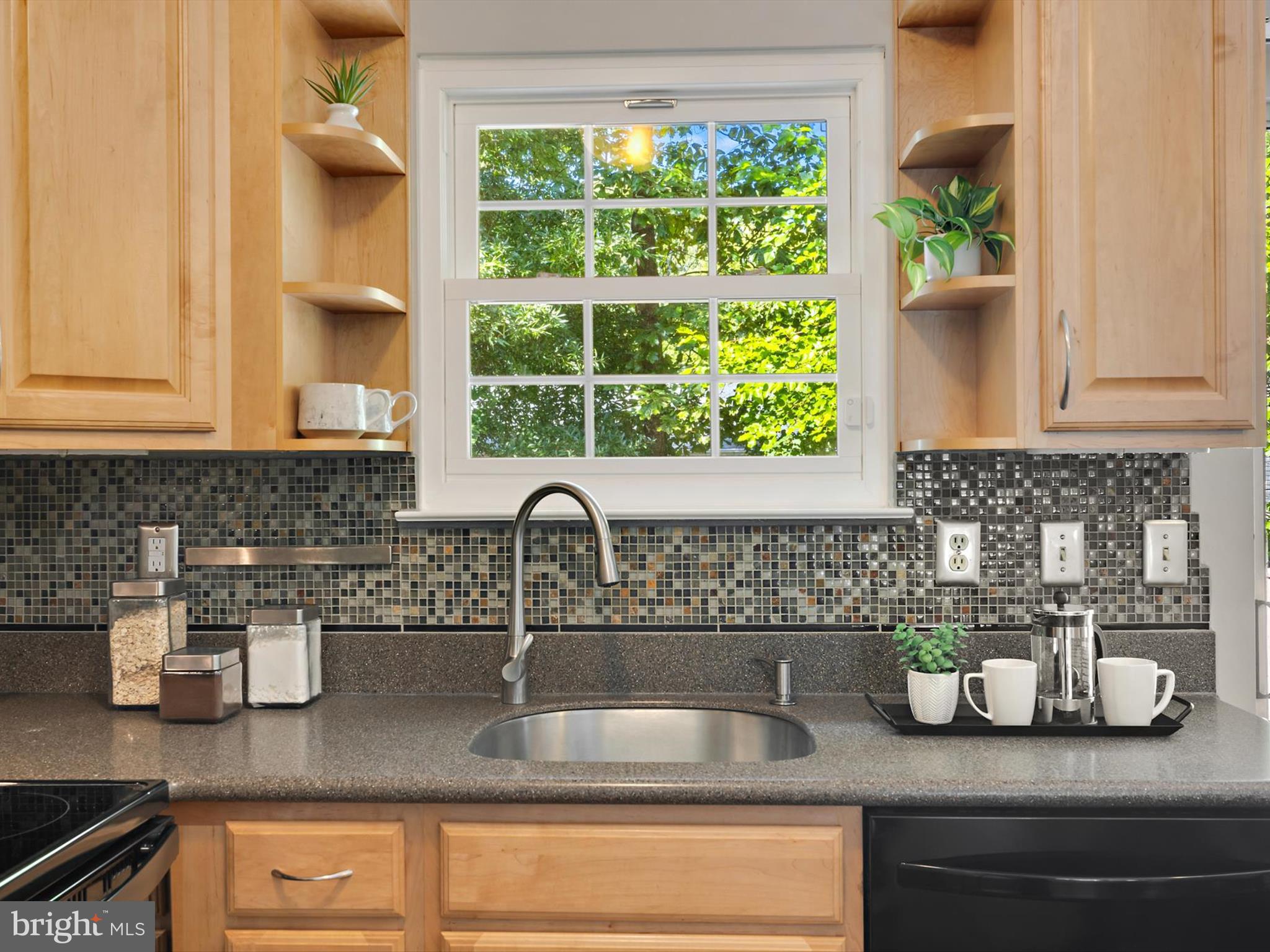 1402 Iron Horse Ct