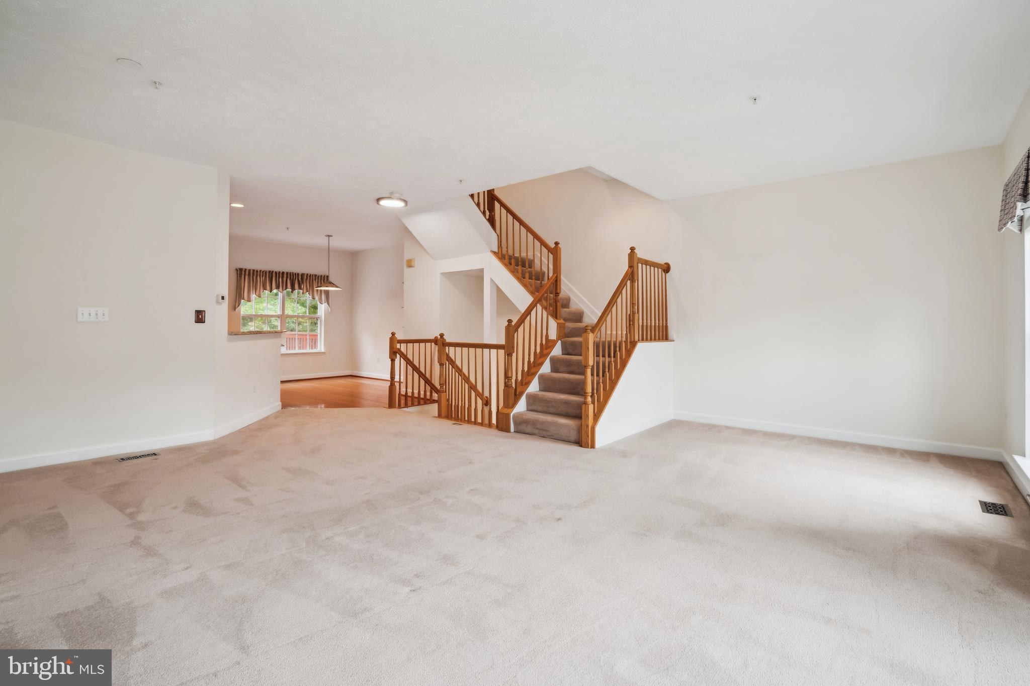 3238 Escapade Cir