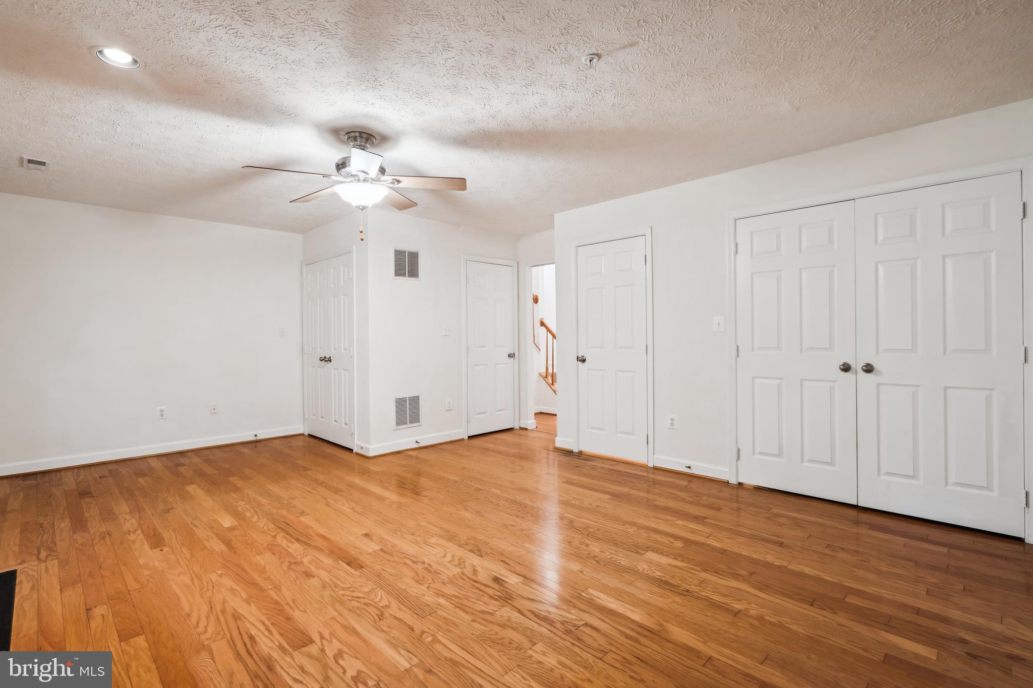 3238 Escapade Cir