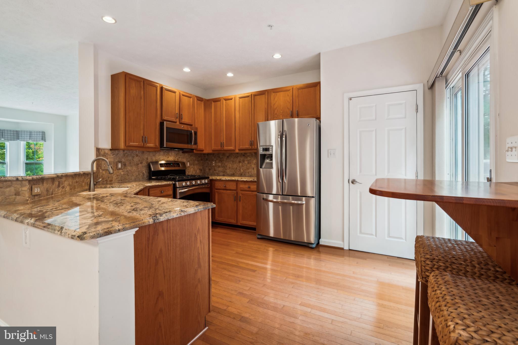 3238 Escapade Cir