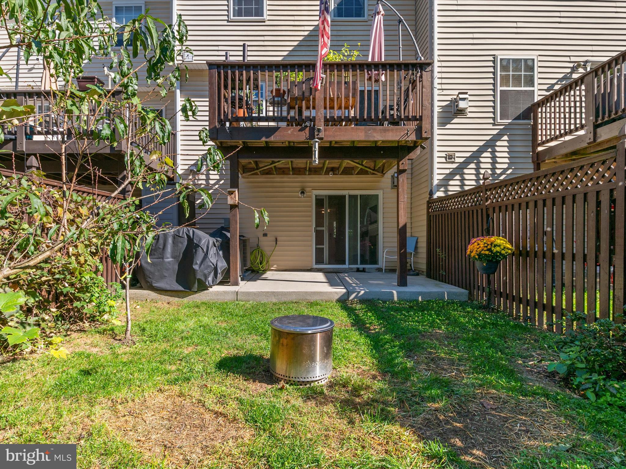 1424 Anna Marie Ct