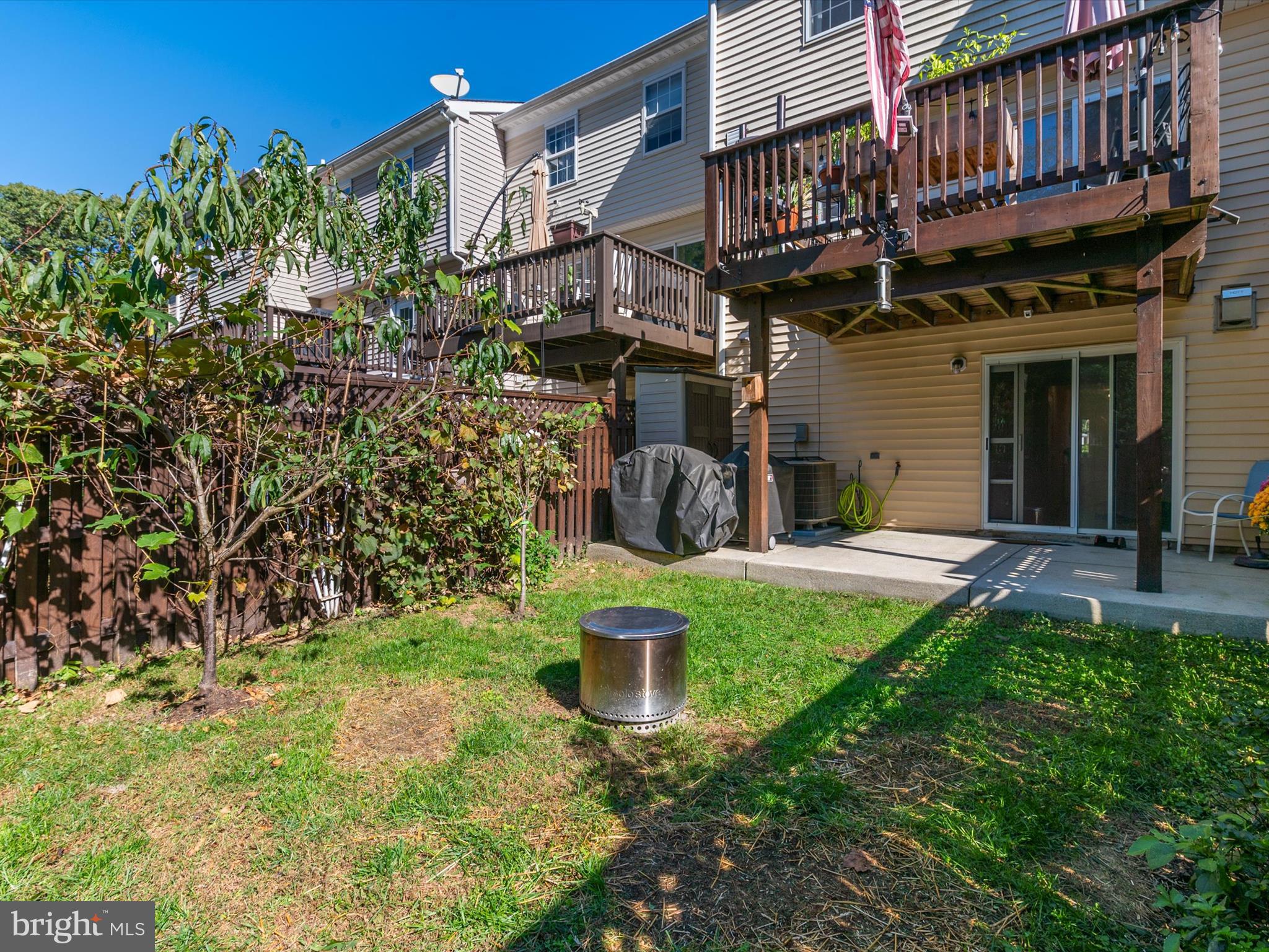 1424 Anna Marie Ct