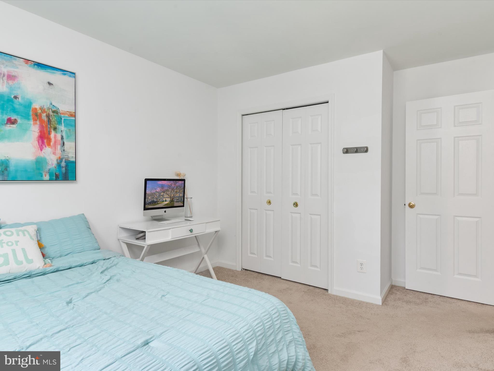 1424 Anna Marie Ct