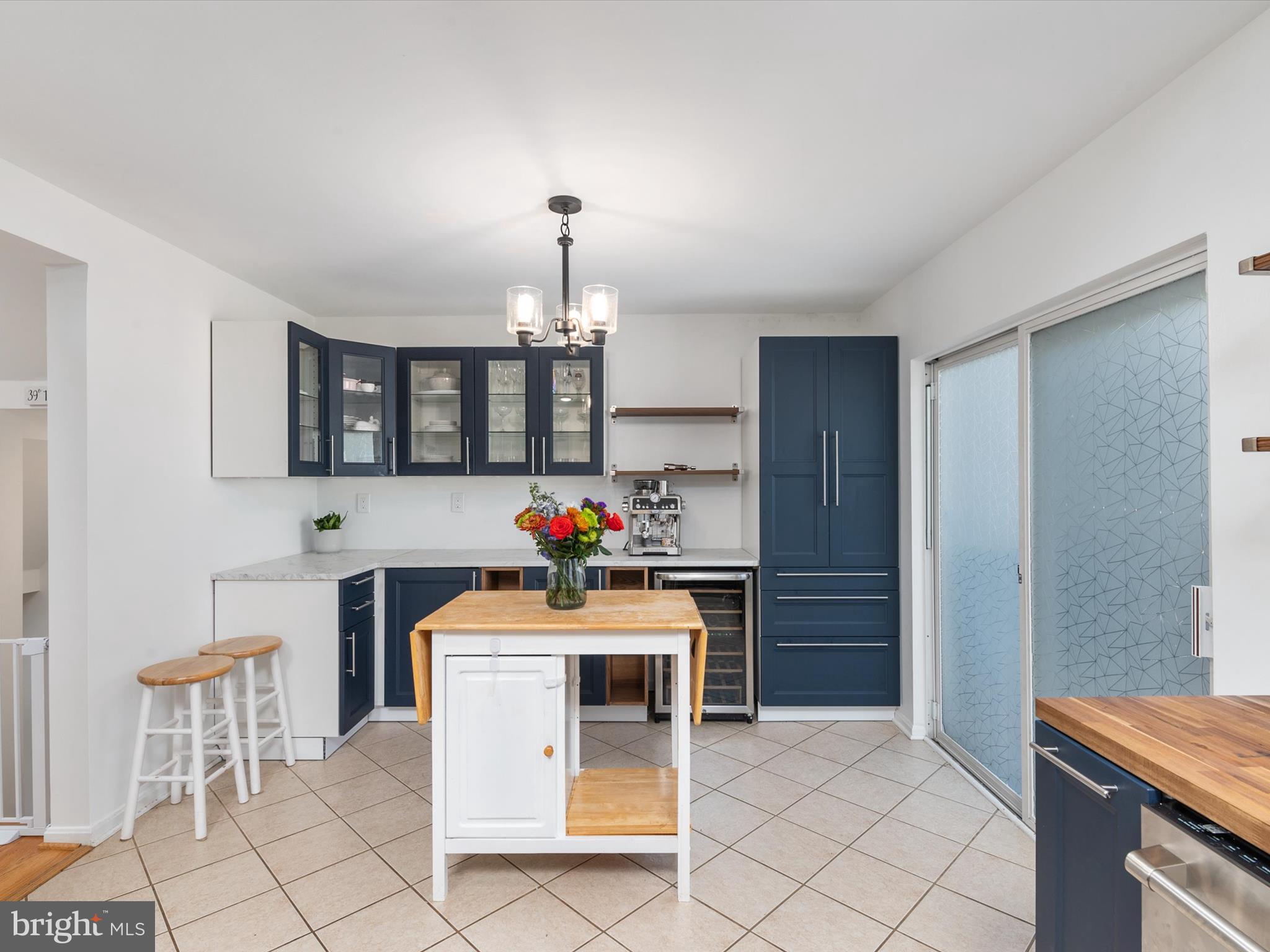 1424 Anna Marie Ct