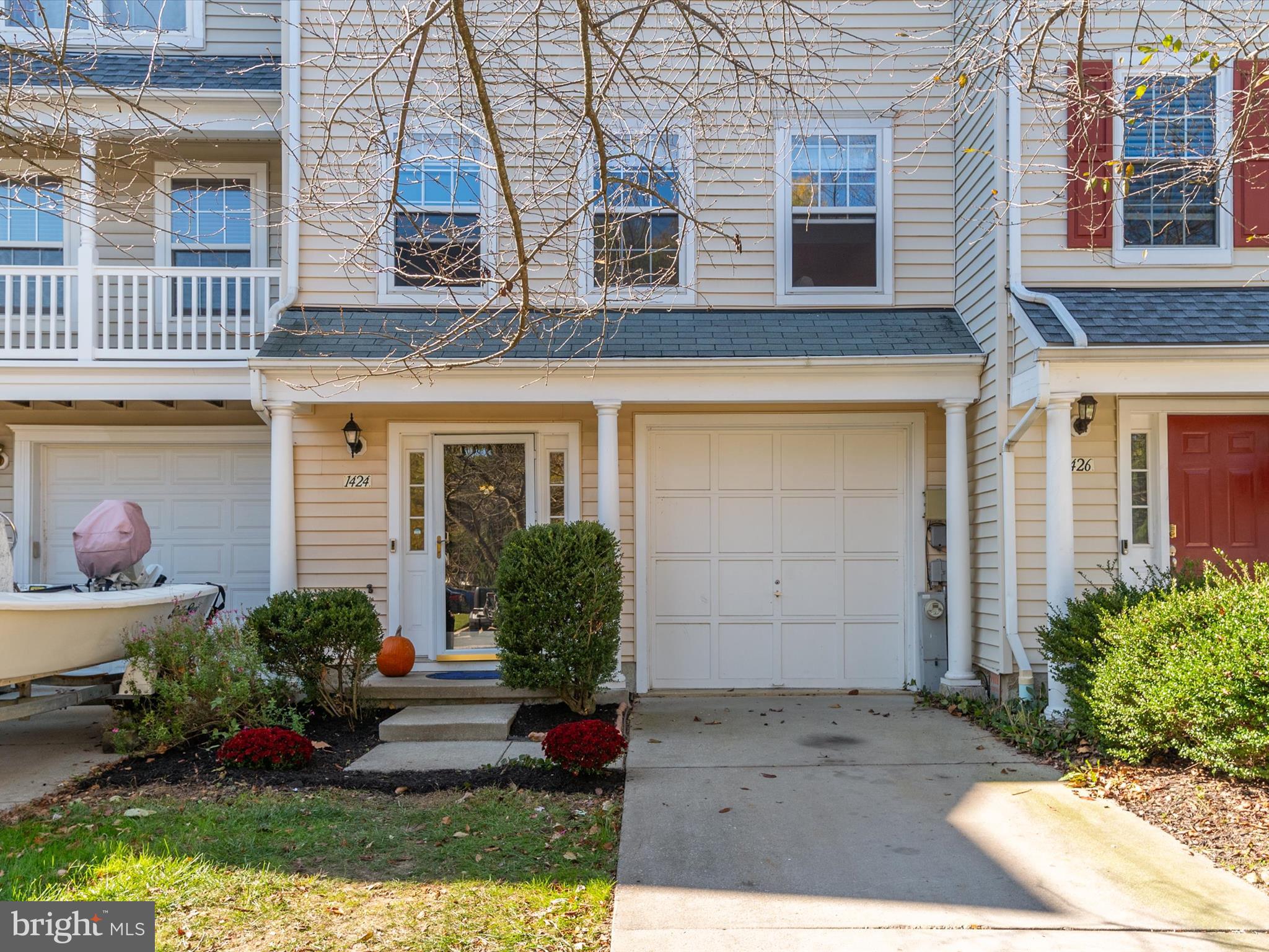 1424 Anna Marie Ct