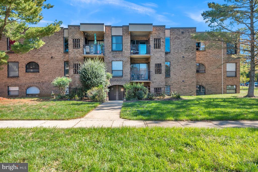 20 Silverwood Cir #11