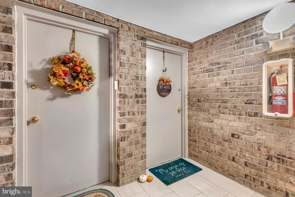20 Silverwood Cir #11