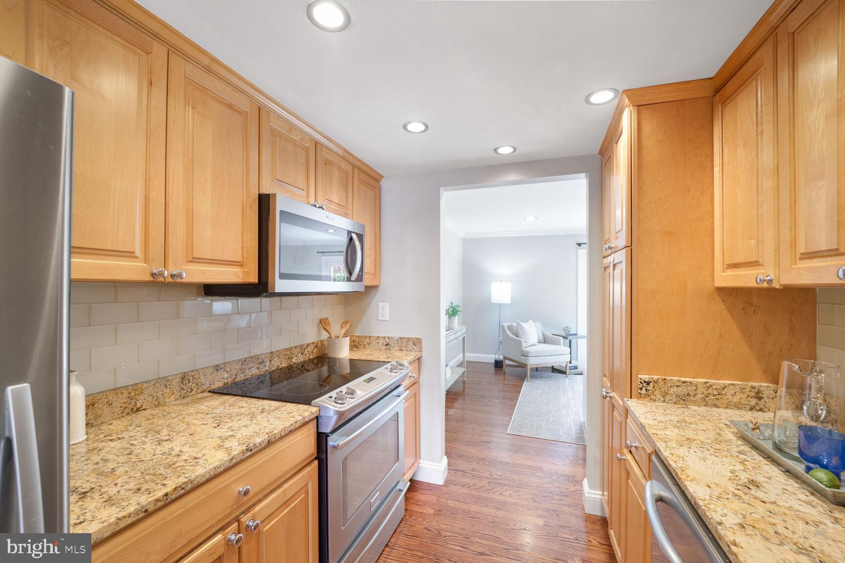 439 Colonial Ridge Ln