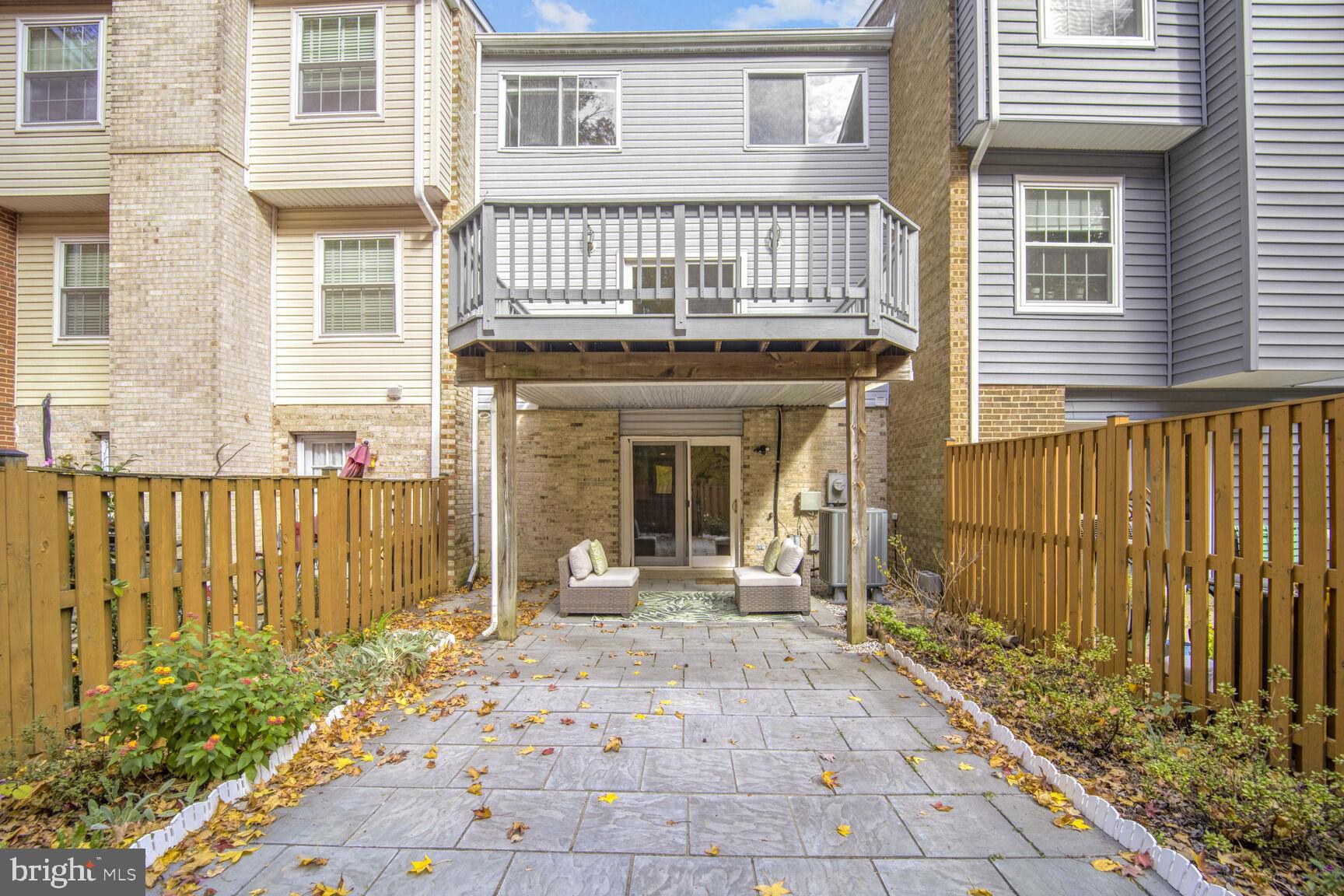 439 Colonial Ridge Ln